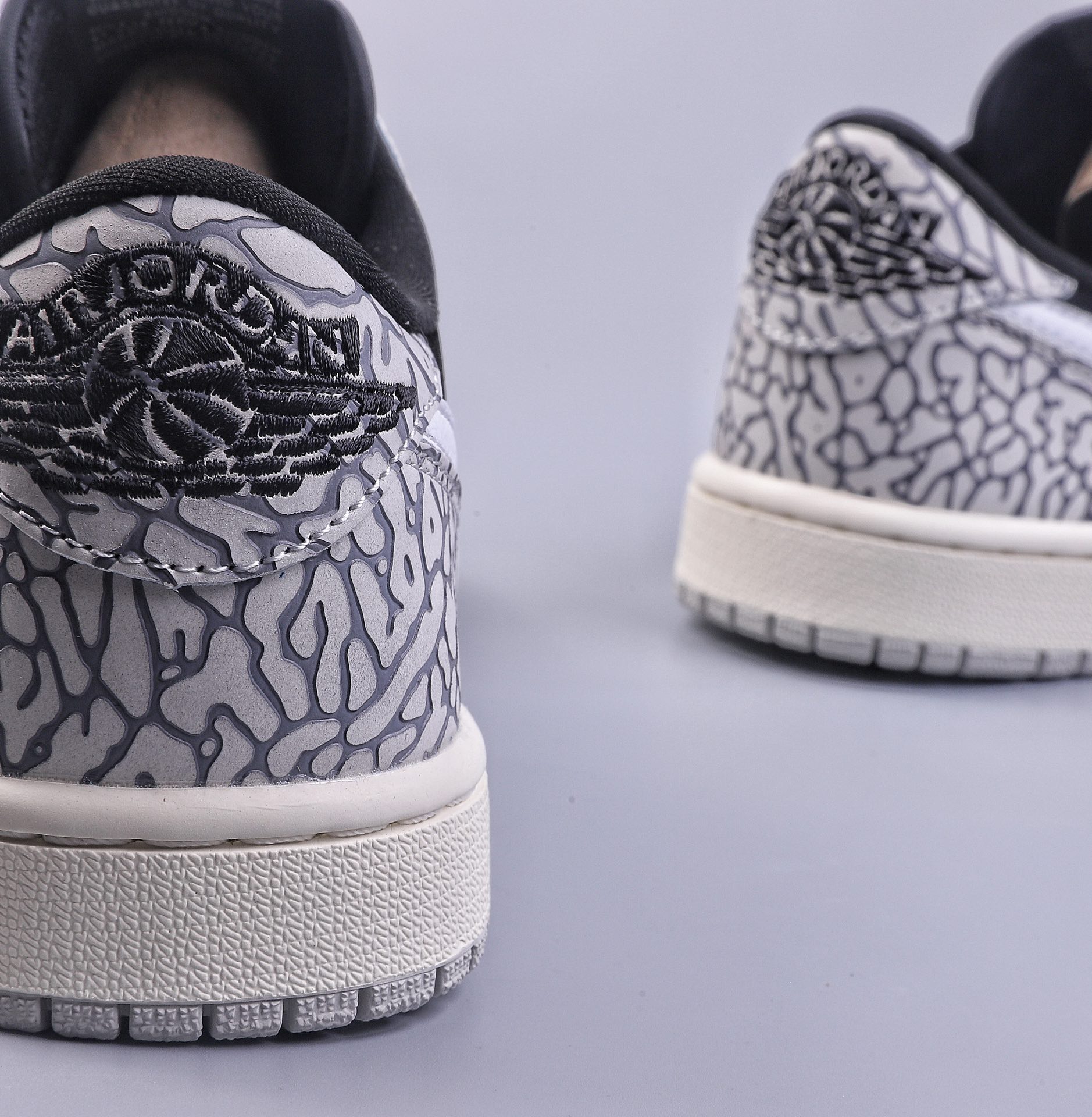 Air Jordan 1 Low Elephant Crack CZ0790-001