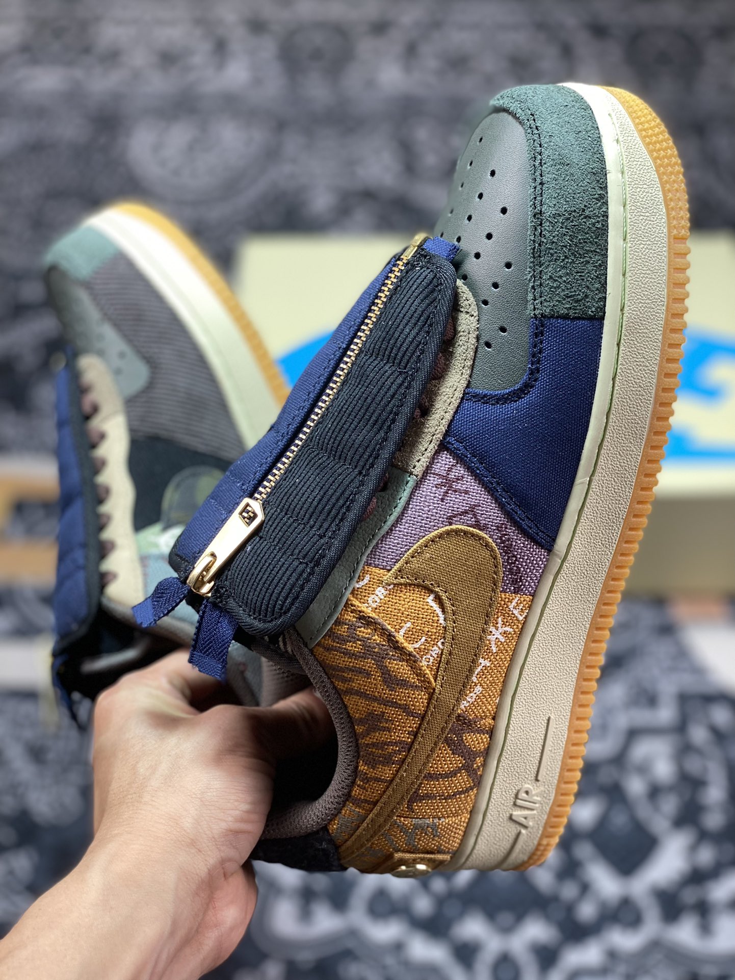 优选 外贸纯原版Travis Scott x Air Force 1 空军倒勾 CN2405-900