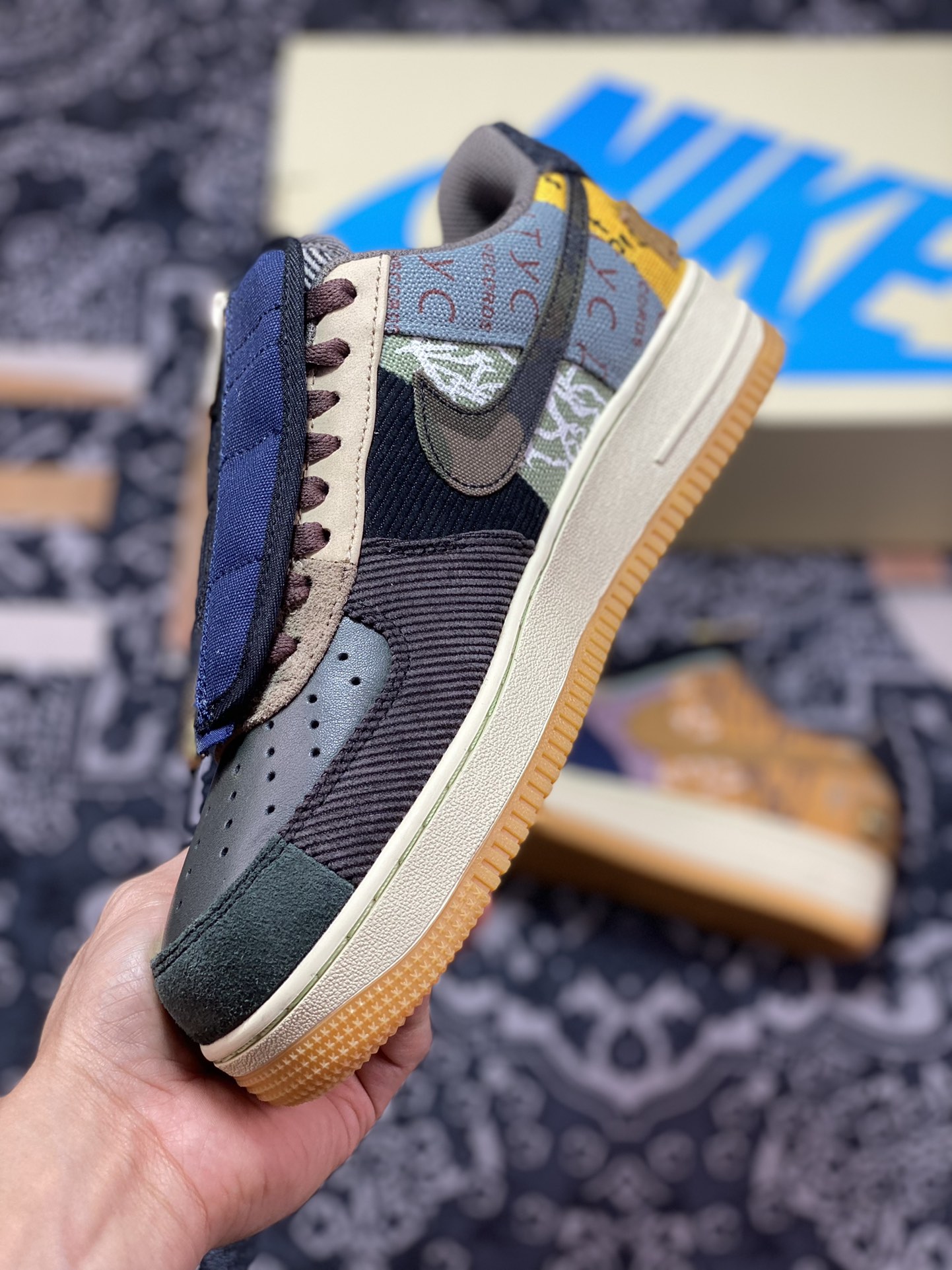 优选 外贸纯原版Travis Scott x Air Force 1 空军倒勾 CN2405-900