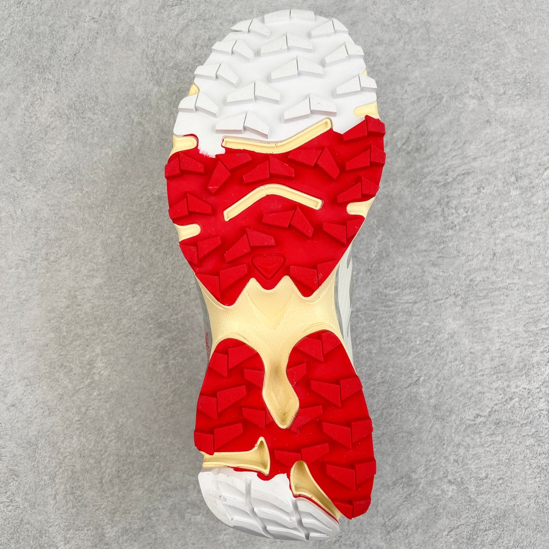 图片[9]-＃GX/绿X Salomon XT-4 OG Advanced 萨洛蒙系列低帮城市越野机能透气休闲运动鞋 鞋舌处附有迷你网眼袋收纳鞋绳以及下方的多色 Logo 标签 接着搭载奶油色 ACS 技术中底以及金色 TPU 塑料部件提升鞋款耐用性 中底与鞋面之间饰有海蓝色条状细节有效增添鞋款层次 最后应用黑色 Contragrip Chevron 外底完成鞋款设计 这次配色颇为高调 两款配色均以绚丽的渐变设计呈现 一款以粉紫渐变主打 另一款以黄绿渐变呈现 视觉效果相当吸睛 鞋面的使用玻璃纤维覆盖物加固 并通过细绳扣系带系统进行锁定 Salomon 的品牌logo 出现在脚后跟和前掌部位 中底虽然偏薄 但非常耐用 与模压塑料ACS 框架以及致密AC2 Muscle 鞋底单元结合 能够提供出色的支撑力和缓冲性 尺码：36 36.5 37.5 38 38.5 39 40 40.5 41 42 42.5 43 44 44.5 45-选品中心