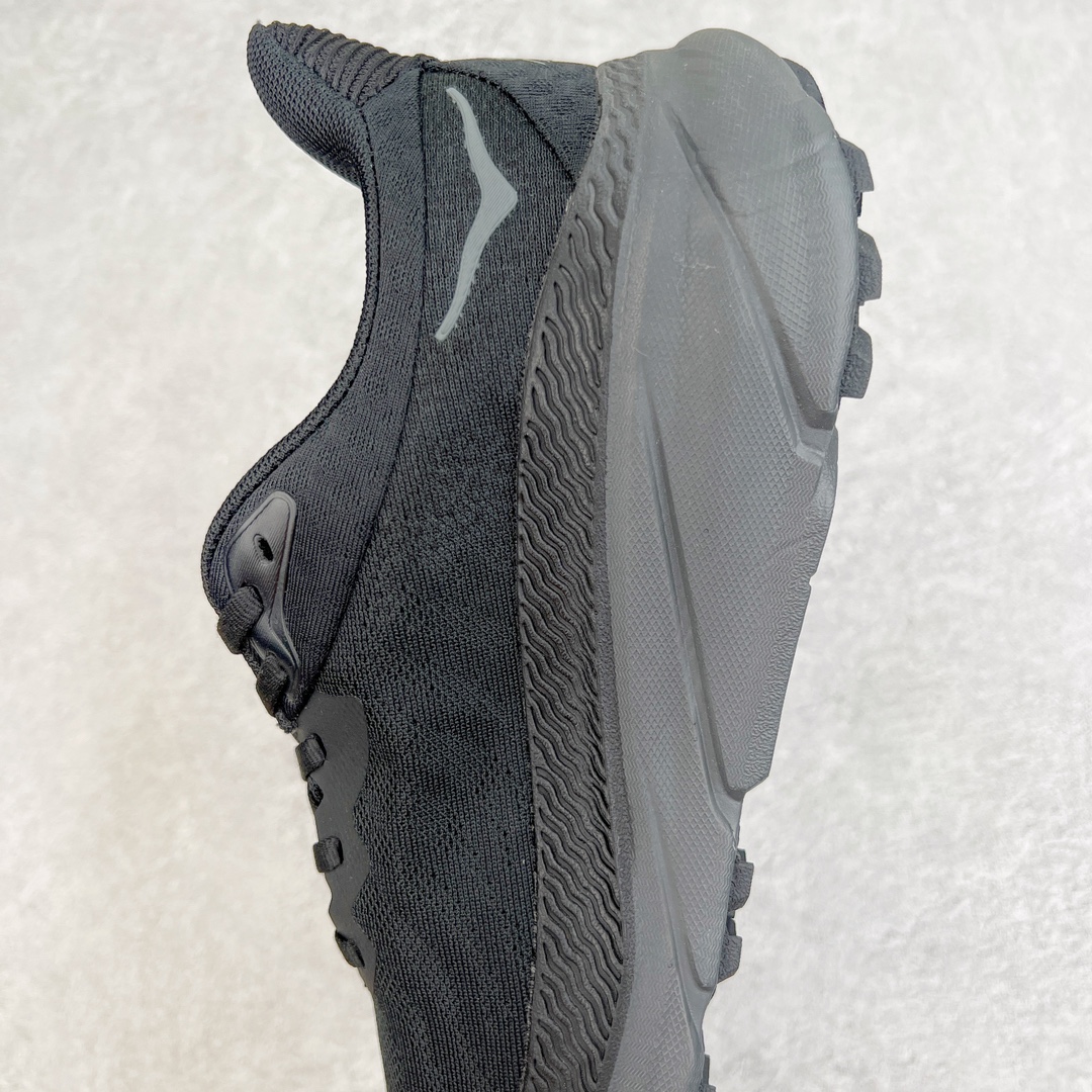 图片[7]-＃特价福利 HOKA ONE ONE Challenger ATR 7 挑战者七代轻便耐磨防滑跑步鞋 新一代Challenger泡棉中底减重10% 增加3mm强化缓震、打造Q弹脚感 后跟采用延伸设计 加强跟腱保护、便于穿脱 搭配环保工程网布增加透气、短靴细节防止碎石进入 重新设计的大底以轮胎刻纹为灵感 以更密集的全大底水波刻纹 搭配加大面积的高耐磨橡胶与4mm大刻纹设计 增加整体抓地力与稳定性 尺码：36 36.5 37.5 38 38.5 39 40 40.5 41 42 42.5 43 44 44.5 45-选品中心
