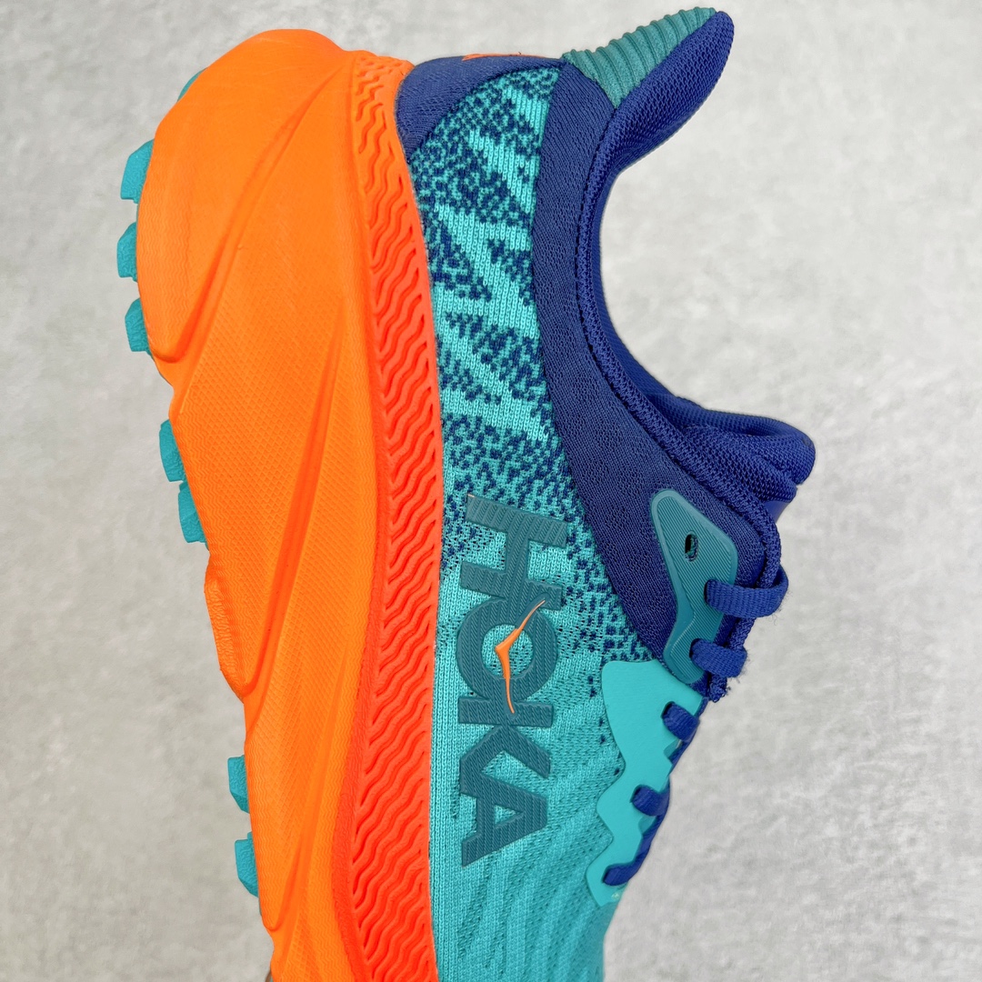 图片[6]-＃特价福利 HOKA ONE ONE Challenger ATR 7 挑战者七代轻便耐磨防滑跑步鞋 新一代Challenger泡棉中底减重10% 增加3mm强化缓震、打造Q弹脚感 后跟采用延伸设计 加强跟腱保护、便于穿脱 搭配环保工程网布增加透气、短靴细节防止碎石进入 重新设计的大底以轮胎刻纹为灵感 以更密集的全大底水波刻纹 搭配加大面积的高耐磨橡胶与4mm大刻纹设计 增加整体抓地力与稳定性 尺码：36 36.5 37.5 38 38.5 39 40 40.5 41 42 42.5 43 44 44.5 45-选品中心