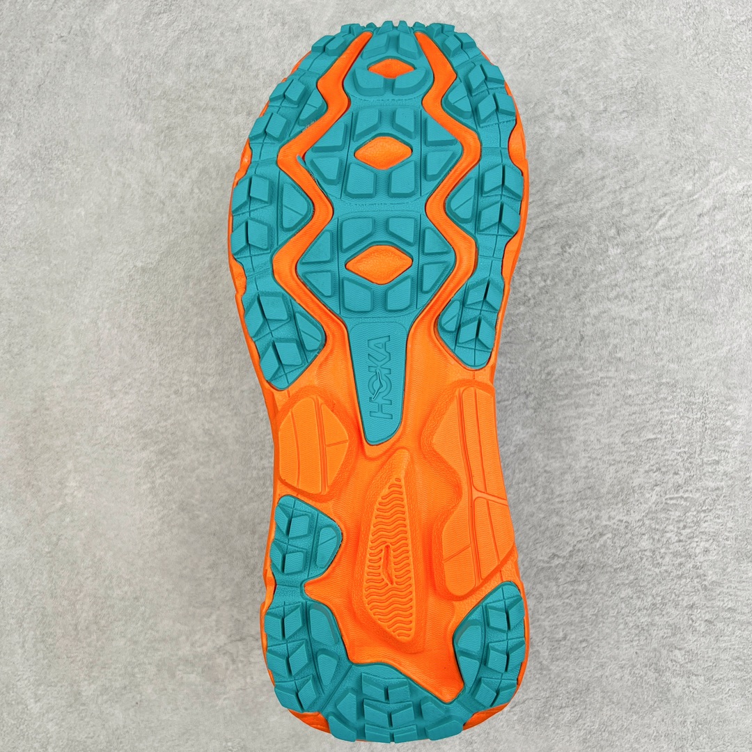 图片[9]-＃特价福利 HOKA ONE ONE Challenger ATR 7 挑战者七代轻便耐磨防滑跑步鞋 新一代Challenger泡棉中底减重10% 增加3mm强化缓震、打造Q弹脚感 后跟采用延伸设计 加强跟腱保护、便于穿脱 搭配环保工程网布增加透气、短靴细节防止碎石进入 重新设计的大底以轮胎刻纹为灵感 以更密集的全大底水波刻纹 搭配加大面积的高耐磨橡胶与4mm大刻纹设计 增加整体抓地力与稳定性 尺码：36 36.5 37.5 38 38.5 39 40 40.5 41 42 42.5 43 44 44.5 45-选品中心