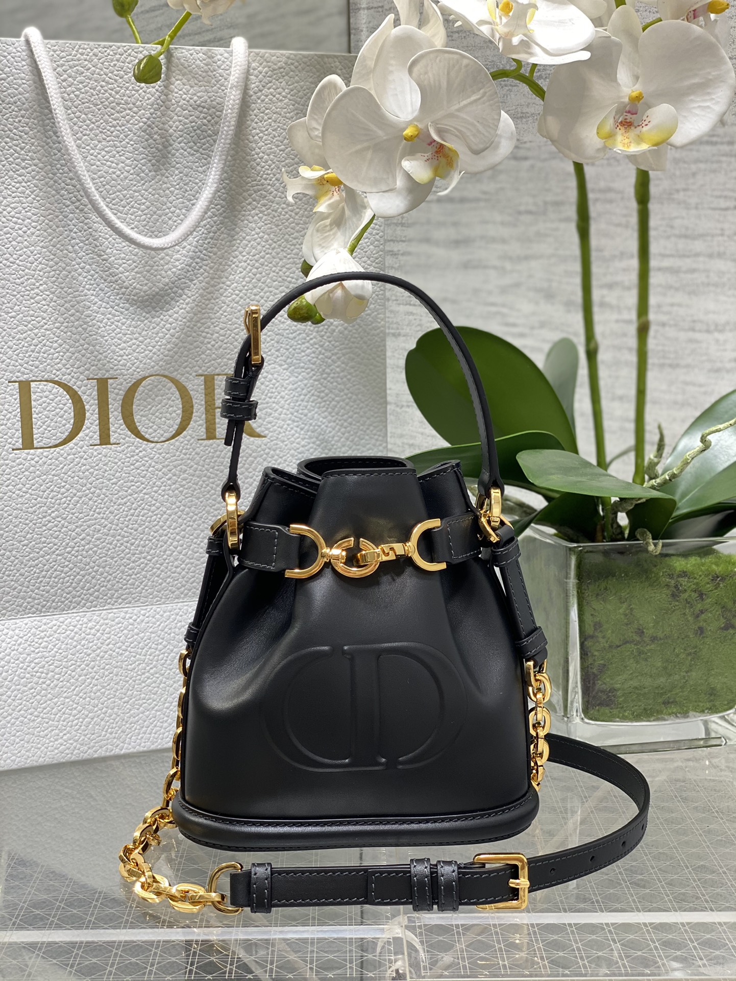 𝐂𝐄𝐒𝐓 Bolso tipo cubo nuevo
