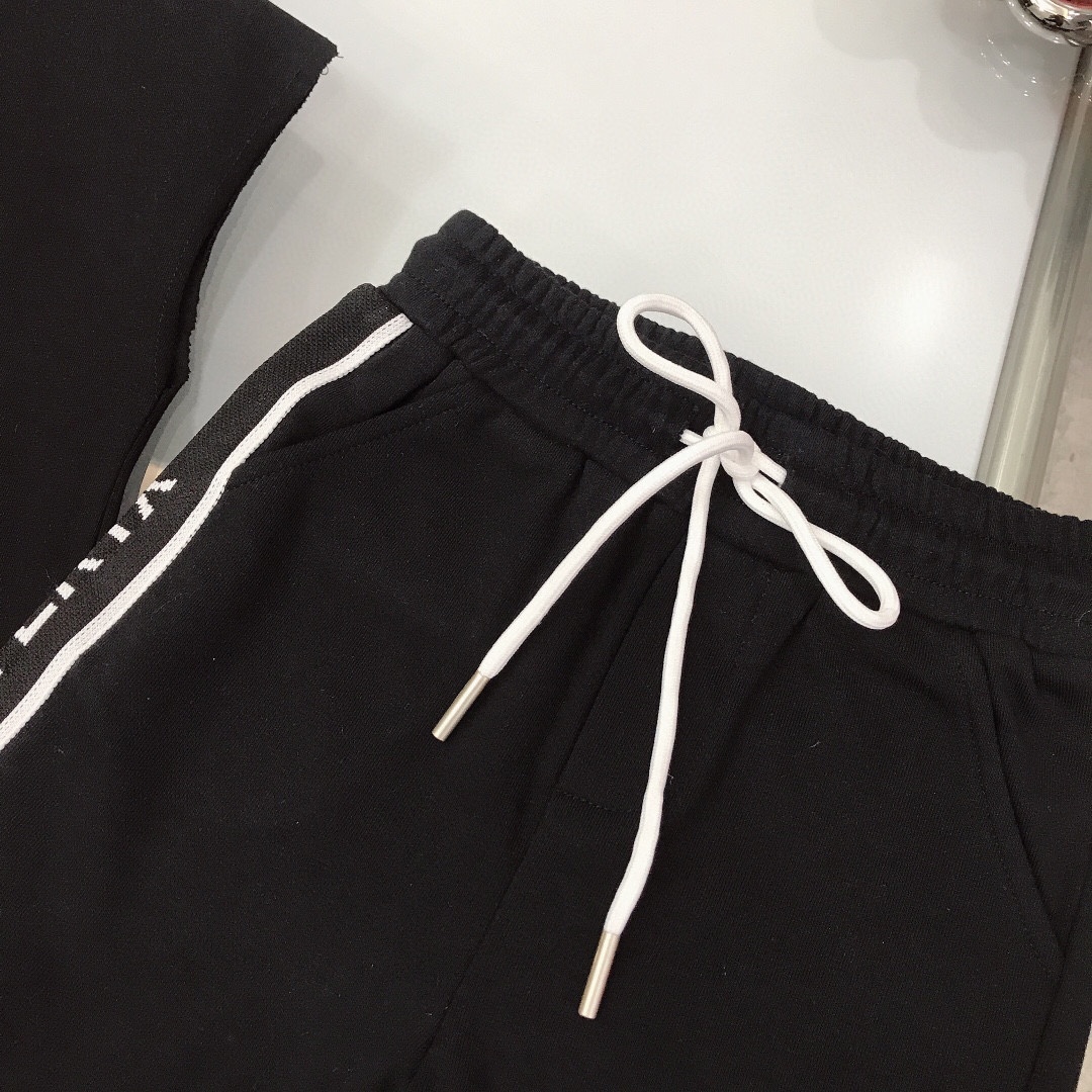 Arcteryx Original Bird 2023/SS Collection: Stylish Kids’ Summer Wear in Black and Oatmeal - 图片 8