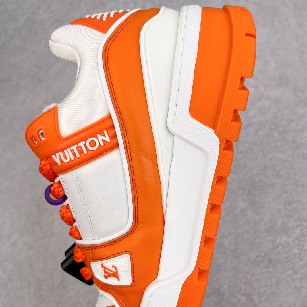 图片[6]-＃纯原福利 最稳版本 lv Trainer Maxi 小胖丁系列面包鞋 驴牌23S时尚走秀款 原版购入开发历时半年开发打造 原版完美楦型 多次调试 达到还原99% 鞋面独家订制细柔小牛皮 厚实织物鞋带 独家私模超轻TPU大底 原配扣子串珠 正确原装黄色鞋盒 正确中底印花 鞋面印花3D高频深度立体 全鞋电脑针车 紧密相连 针距密度一致 皮面裁剪部位 统一油边封口工艺 备受瞩目火热面包鞋再次拉满流量 各地网红上脚 立体饱满的彩色面包鞋身 超大版型重新诠释了 Virgil Abloh大热lv运动时装鞋 完美增高5CM Size 36 37 38 39 40 41 42 43 44 45-选品中心