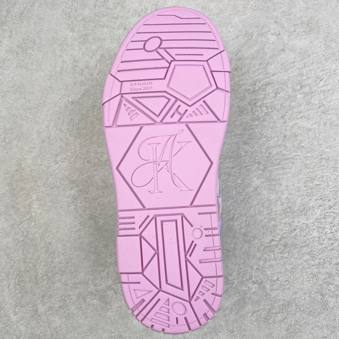 图片[9]-＃福利特价 KAALIXTO Retro Vintage 星星潮流休闲防滑耐磨低帮板鞋 此款鞋使用牛仔作为主要的鞋面材质 结实耐磨 鞋舌设计特有印花皮牌作为搭配充分凸显牛仔的特性 整体鞋款采用牛仔面料随意角度拼接的呈现方法 打破消费者原有对鞋子的刻板印象 让人耳目一新 织麦标在彰品品牌属性的同时更具牛仔的代表性元素 并采用加厚内里 穿着舒适透气 鞋底做旧氧化 尺码：36 37 38 39 40 41 42 43 44 45-选品中心