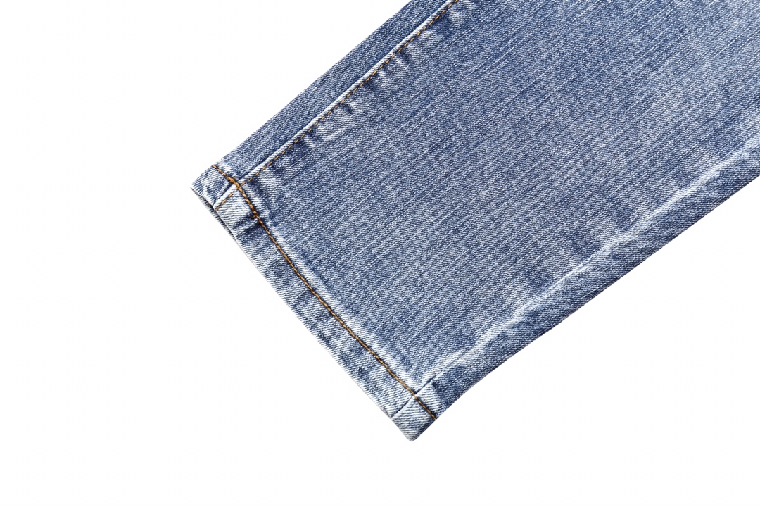 2023 Newest Gucchi Blue-Barrel Jeans: Water-Washed, Comfortable, and Stylish - 图片 5
