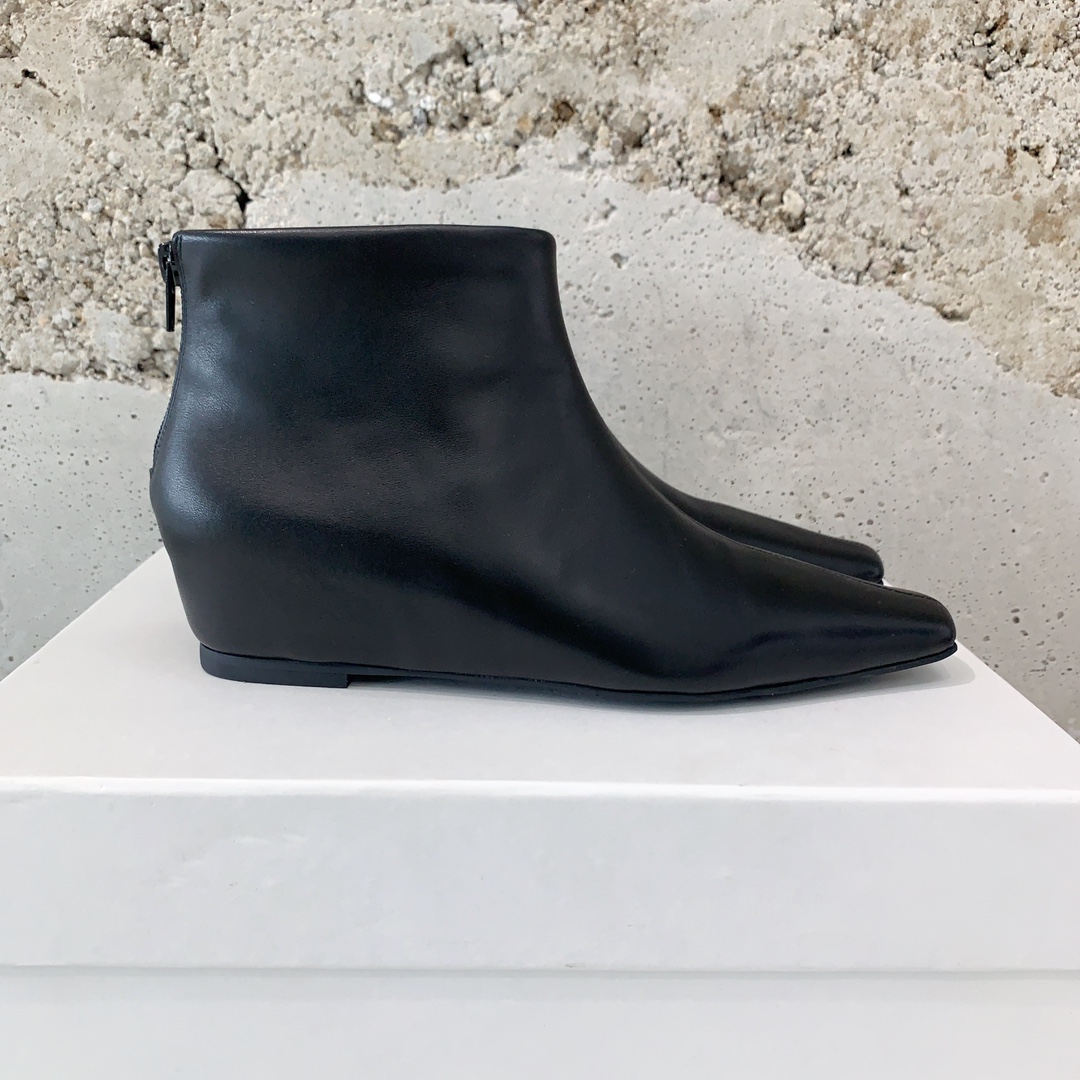 “2023 HIDEMI Winchell West Short Boots: Ancient Style with Modern Comfort” - 图片 3