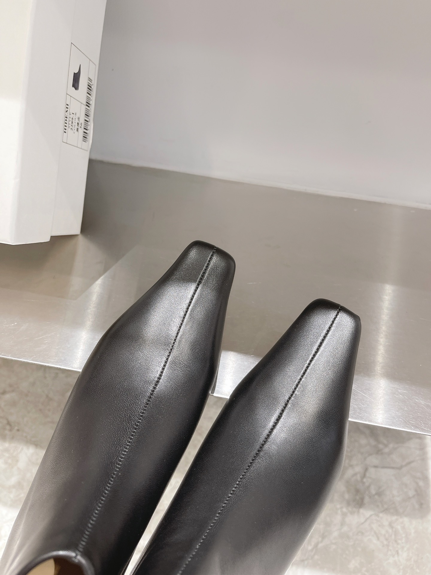 Post-Modernist Design: High-Quality Comfortable Shoes for Modern Women - 图片 8