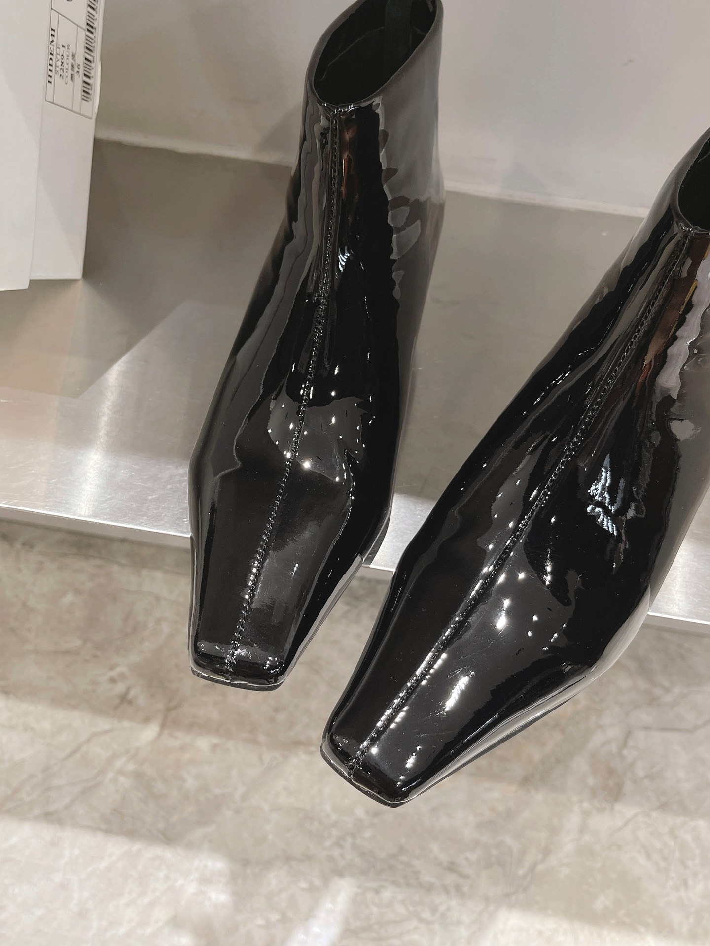 Post-Modernist Design: High-Quality, Fashionable Shoes for Modern Women - 图片 7