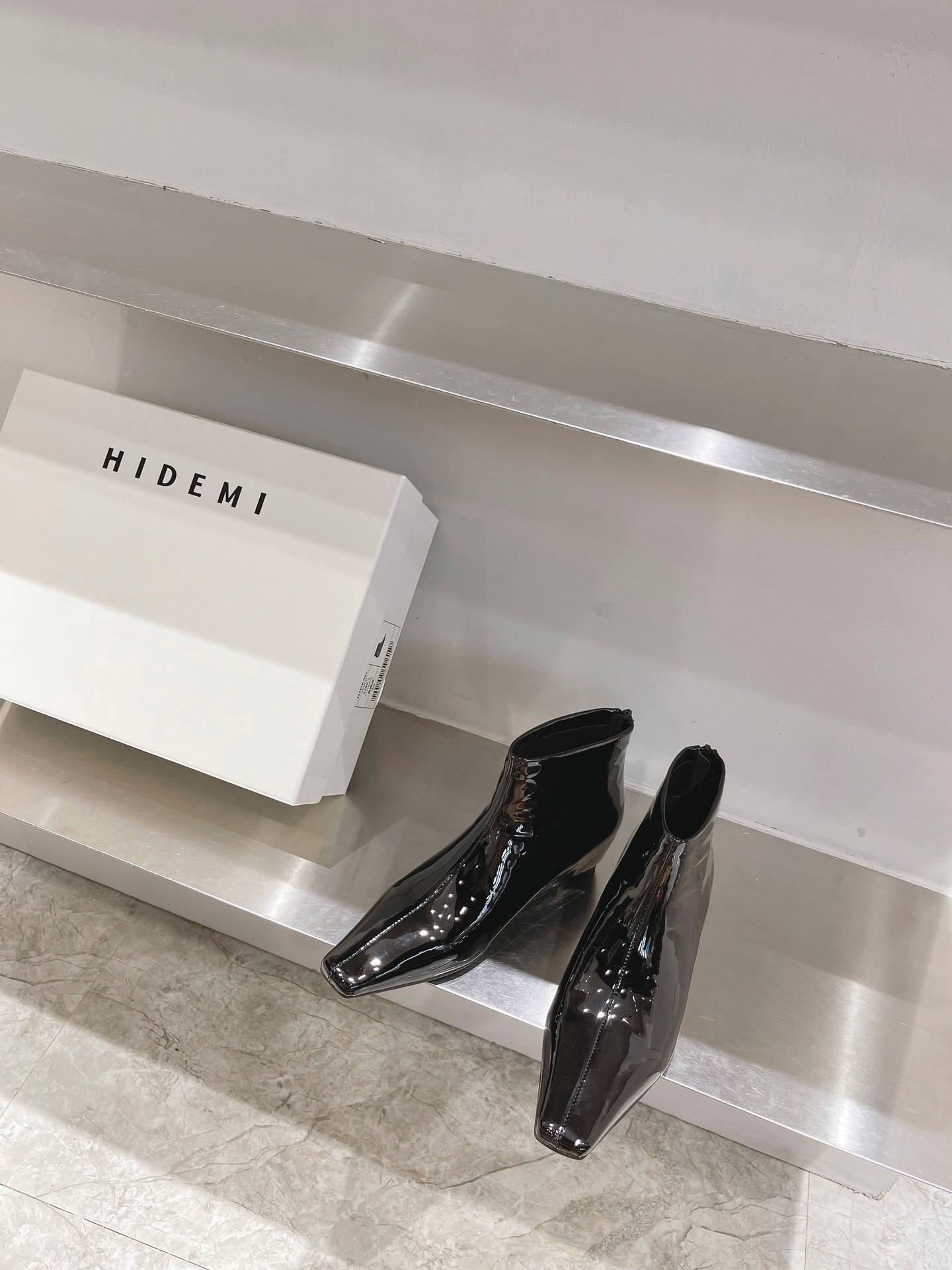 Post-Modernist Design: High-Quality, Fashionable Shoes for Modern Women - 图片 2