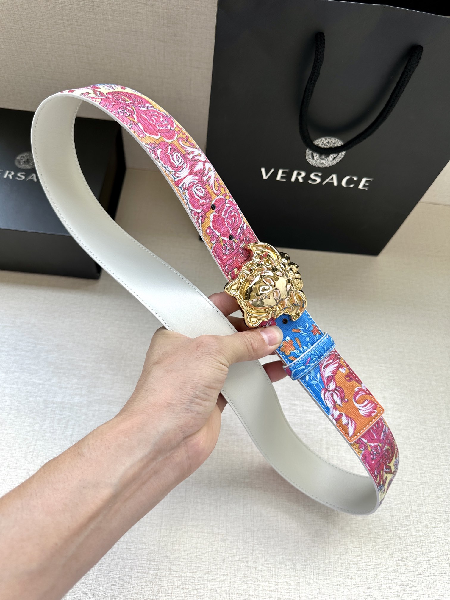 宽度4.0cmVERSACE此款个性
