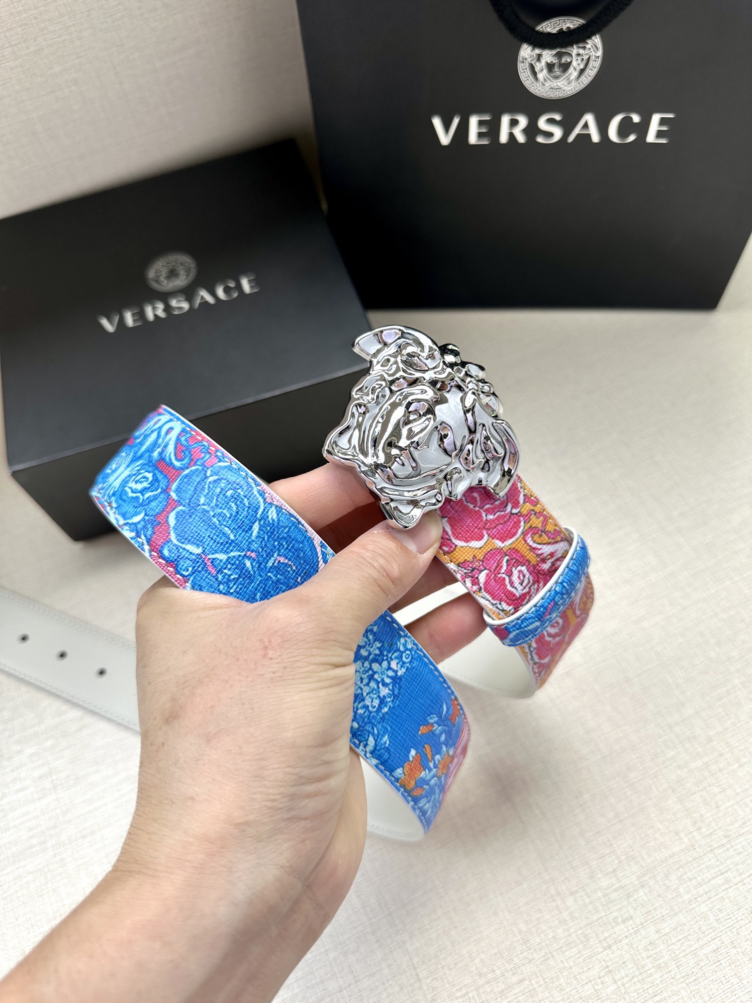 宽度4.0cmVERSACE此款个性