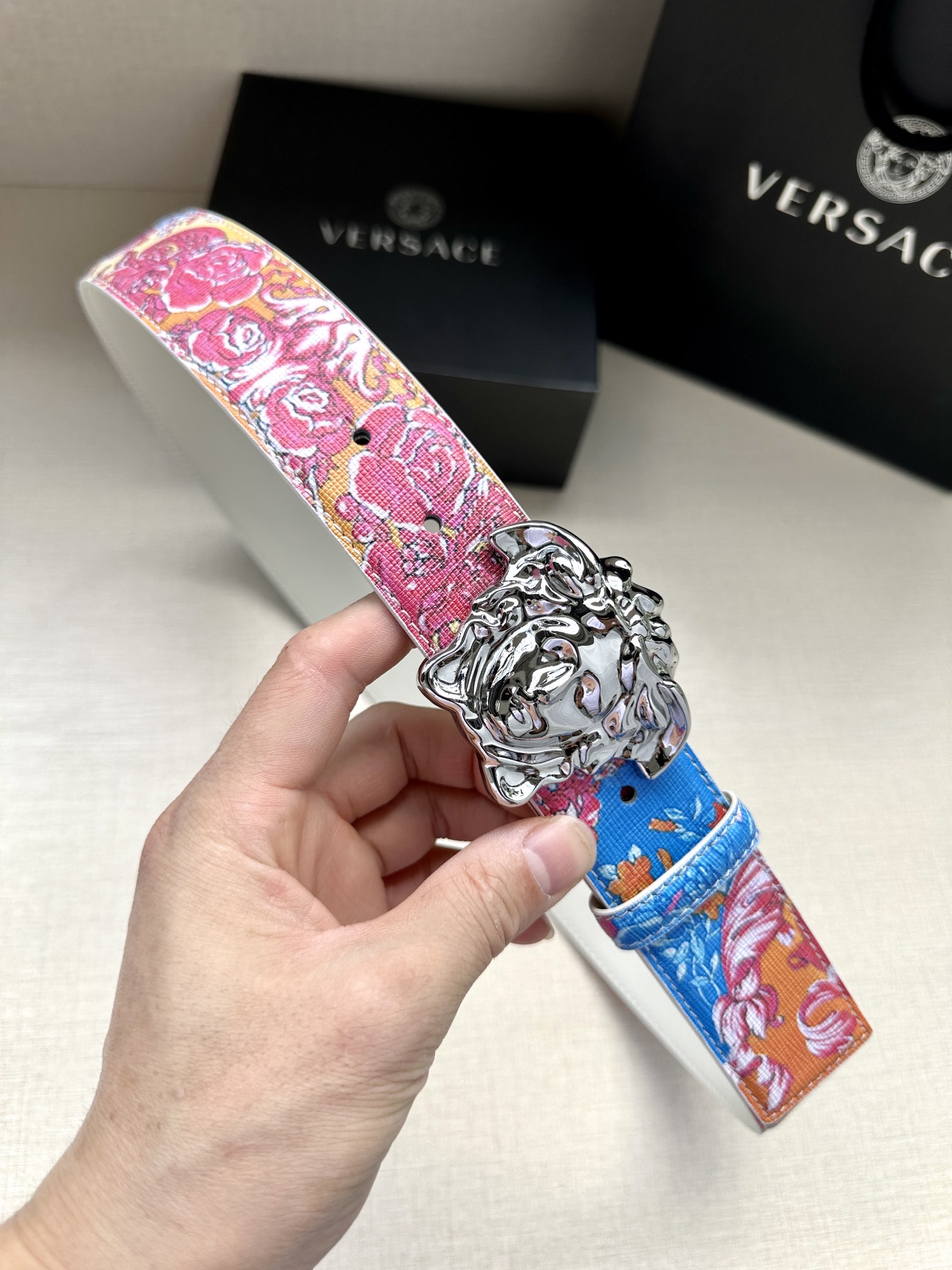 宽度4.0cmVERSACE此款个性