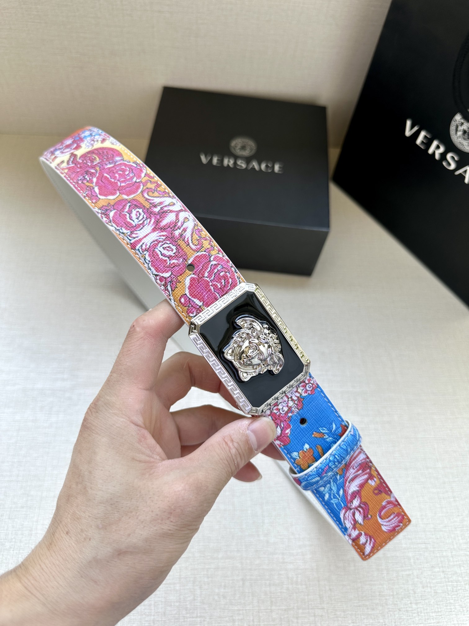 宽度4.0cmVERSACE此款个性