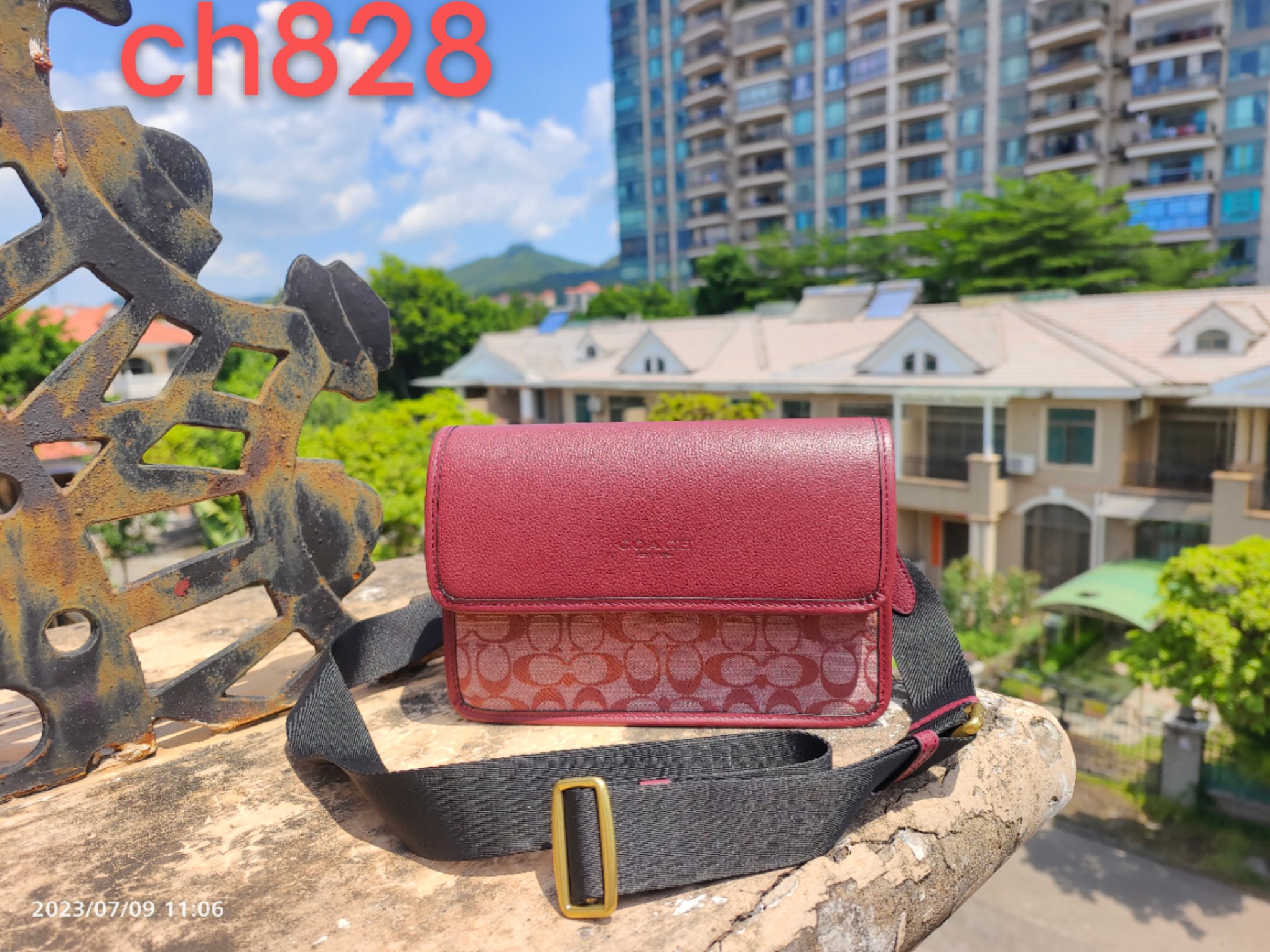Coach ch828 6月新款COACH男款Turner Flap单肩/斜挎包 香布蕾配色