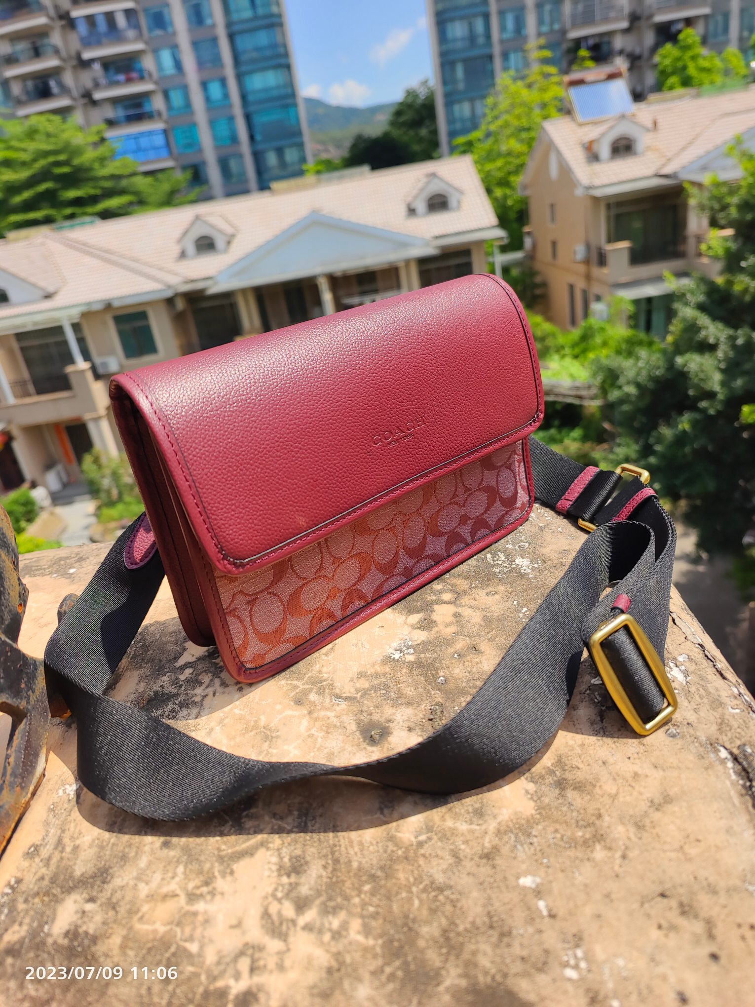 Coach ch828 6月新款COACH男款Turner Flap单肩/斜挎包 香布蕾配色