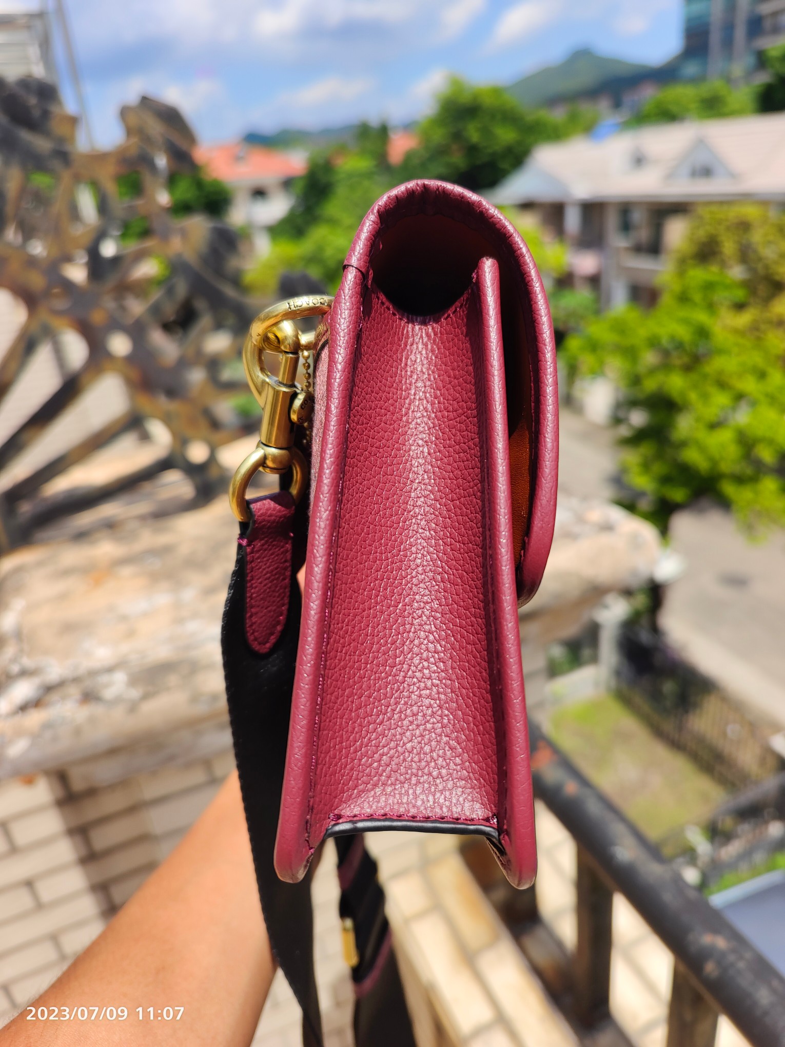 Coach ch828 6月新款COACH男款Turner Flap单肩/斜挎包 香布蕾配色