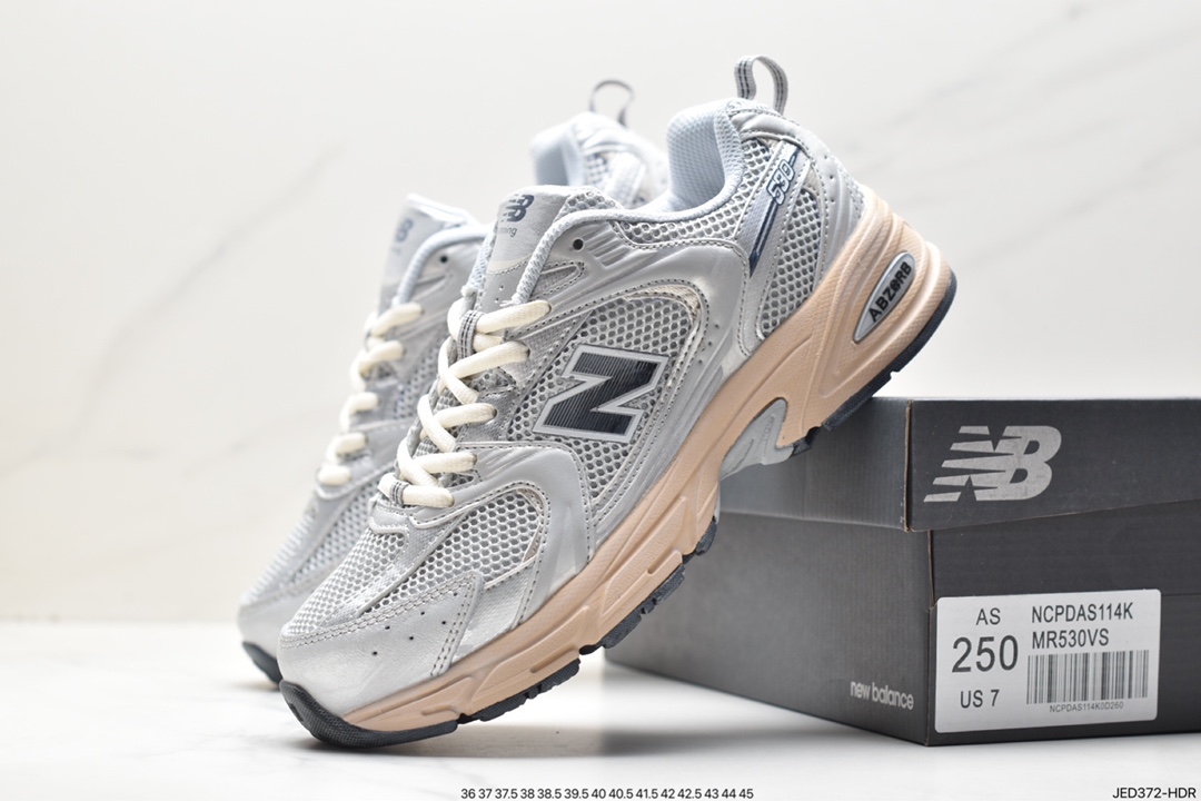 150 New Balance NB530系列复古休闲慢跑鞋 MR530VS