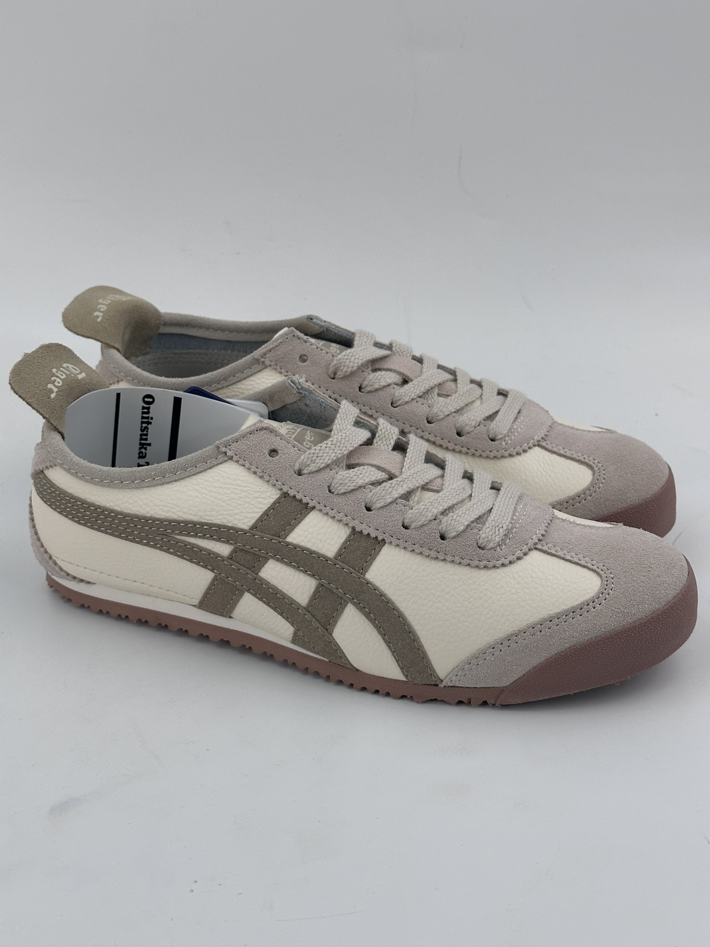 140 鬼塚虎/Onitsuka Tiger Mexico 66经典复古经典皮革慢跑鞋 1183A201-115