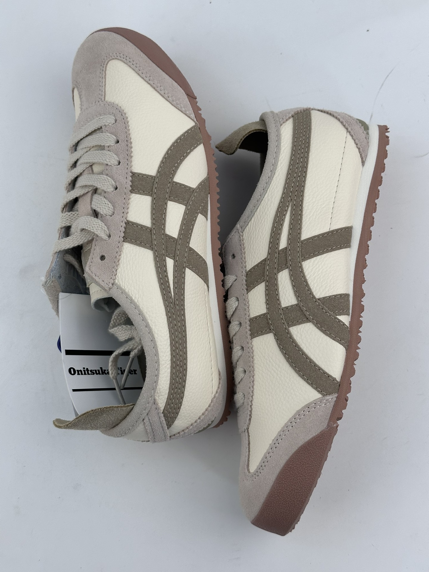 140 鬼塚虎/Onitsuka Tiger Mexico 66经典复古经典皮革慢跑鞋 1183A201-115