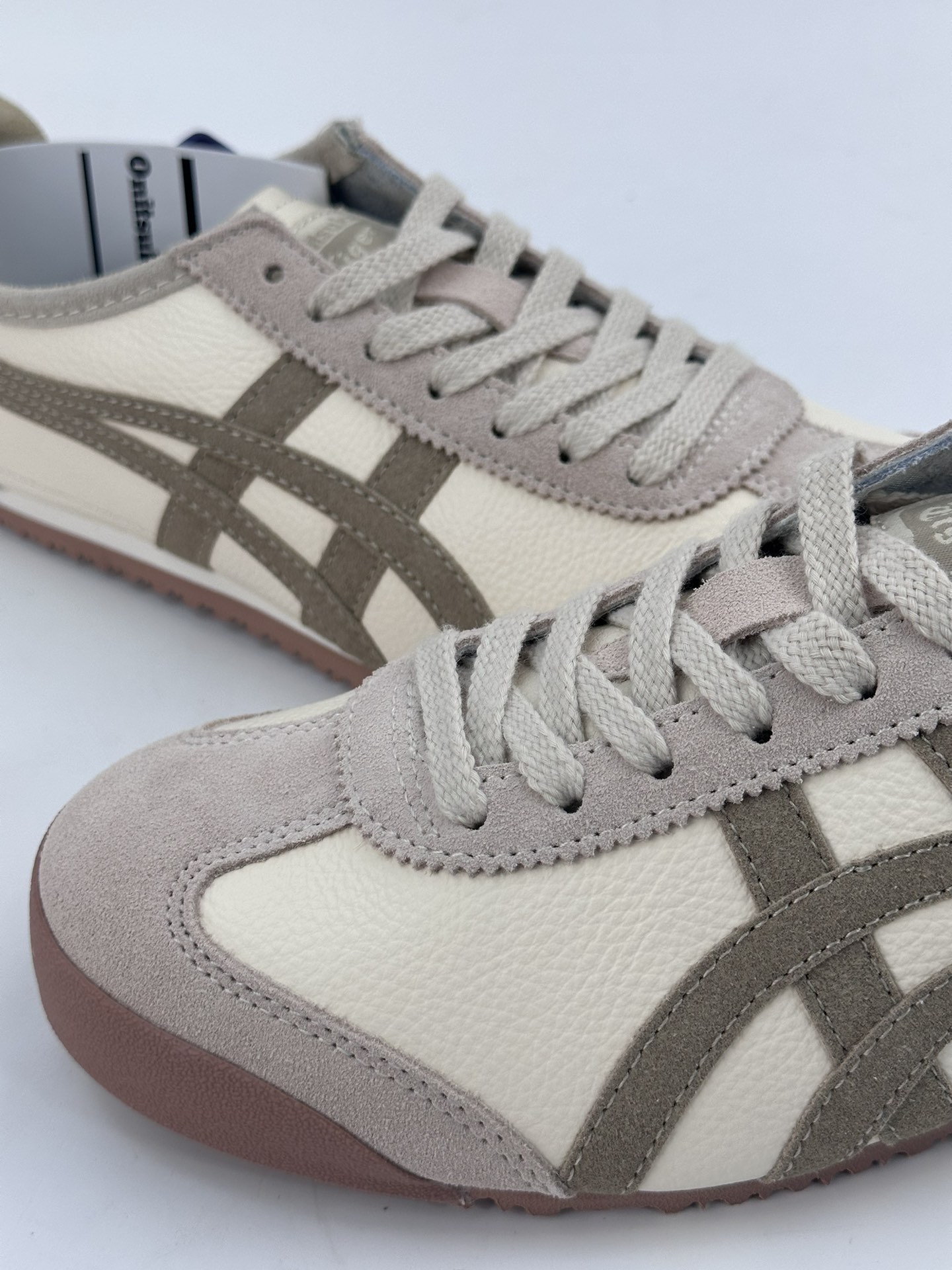 140 鬼塚虎/Onitsuka Tiger Mexico 66经典复古经典皮革慢跑鞋 1183A201-115