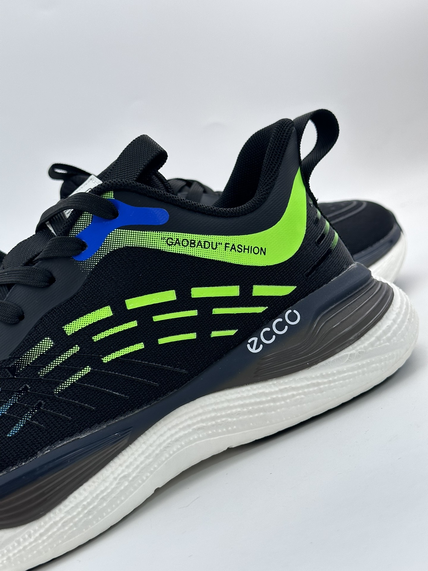 280 ECCO/爱步 运动跑鞋/休闲鞋 品质