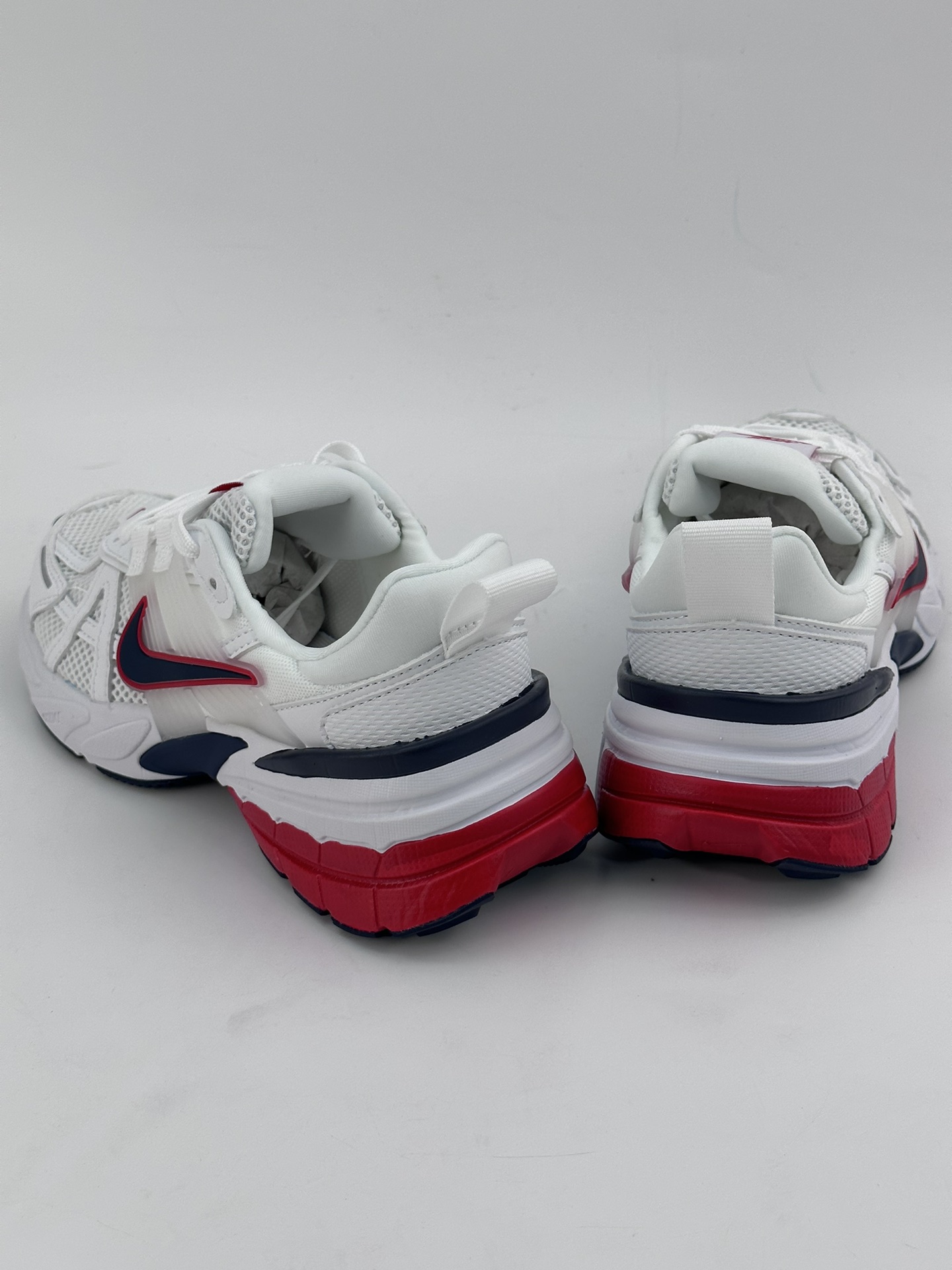 NIKE V2K Runtekk white and red shock-absorbing and non-slip retro low-top running shoes FD0736-110