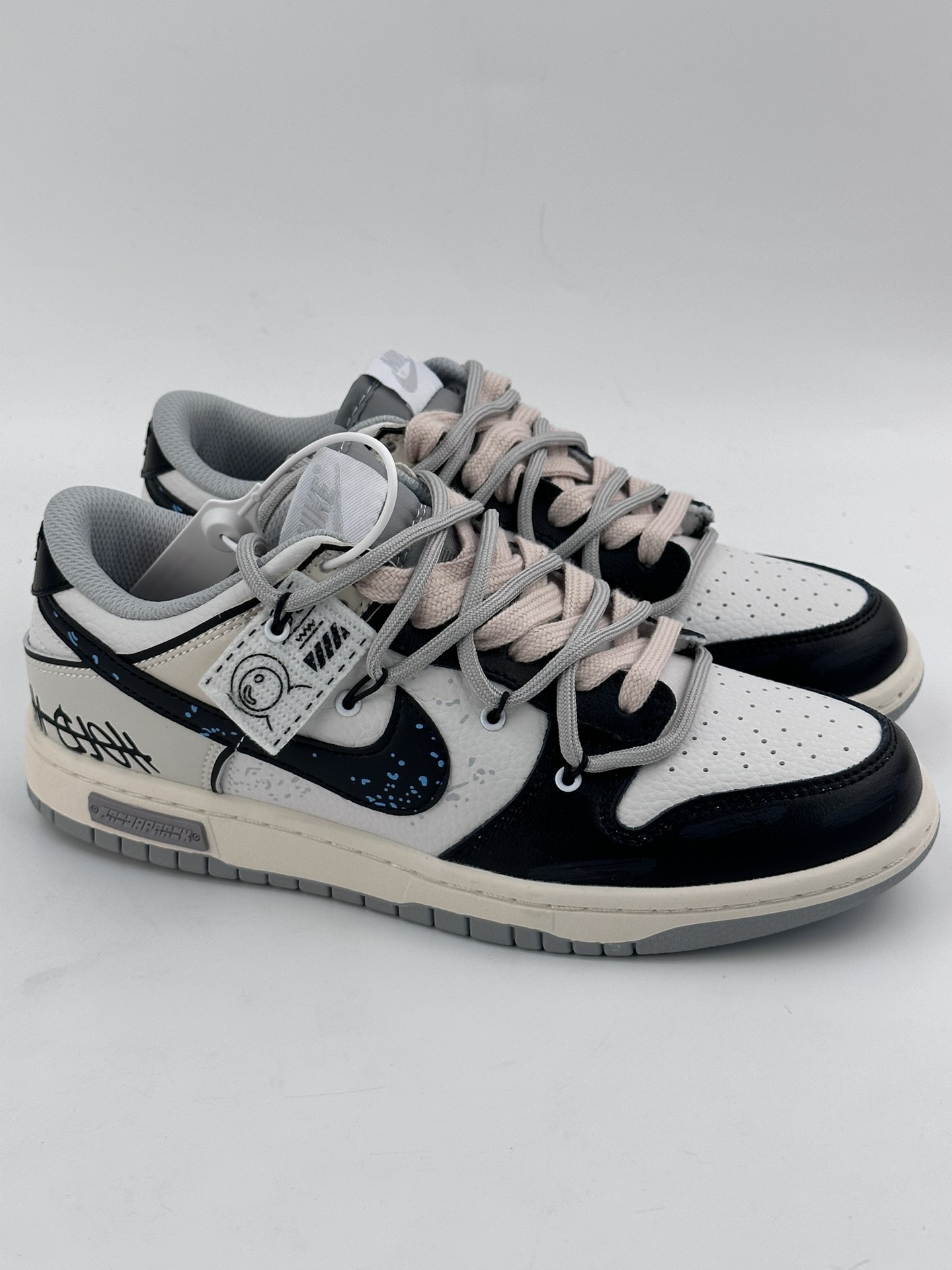 190 NIKE SB Dunk Low 复古做旧 宇宙探索 DJ6188-003