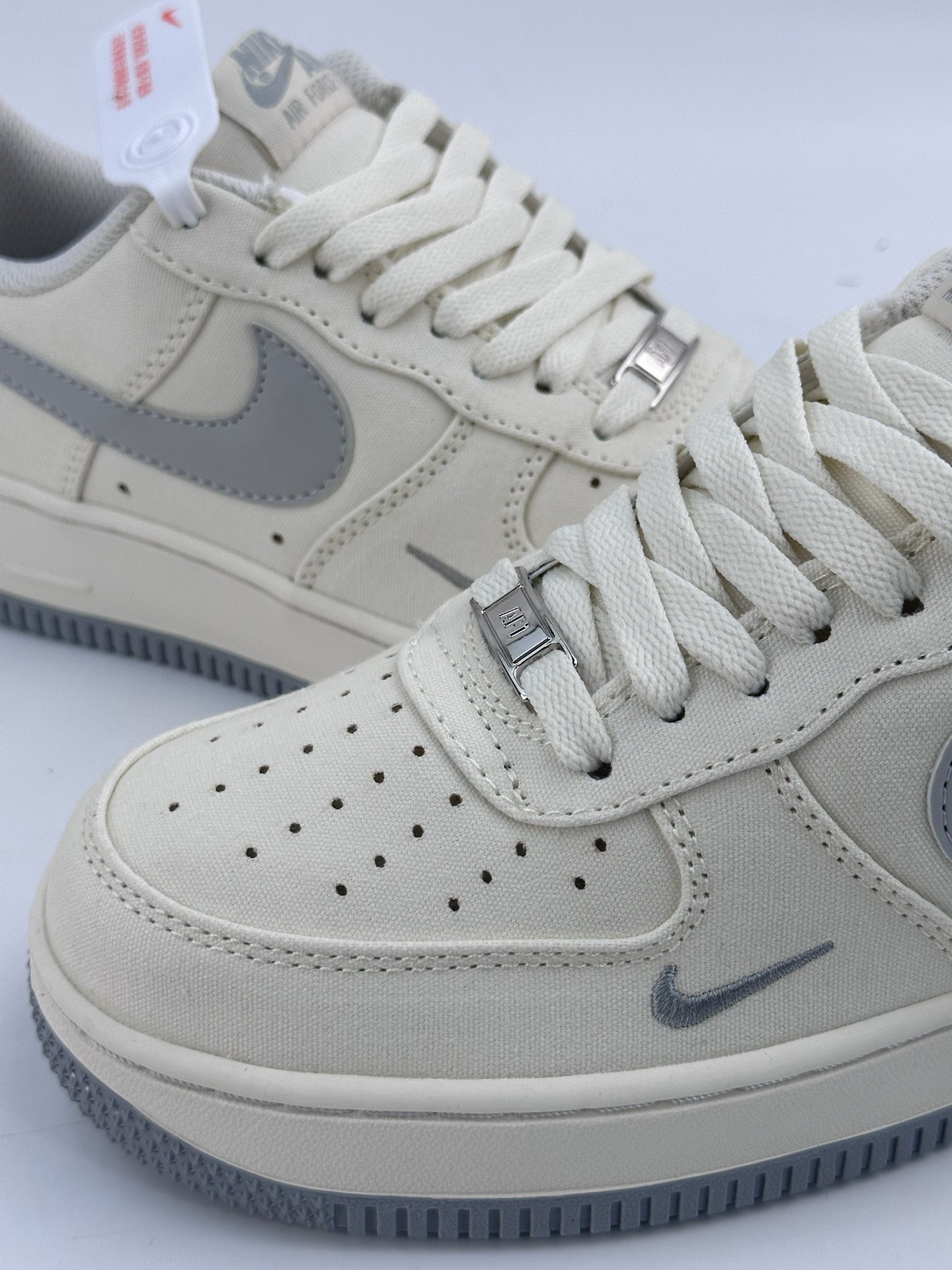 220 Nike Air Force 1 Low 07 白灰帆布 ME0112-522