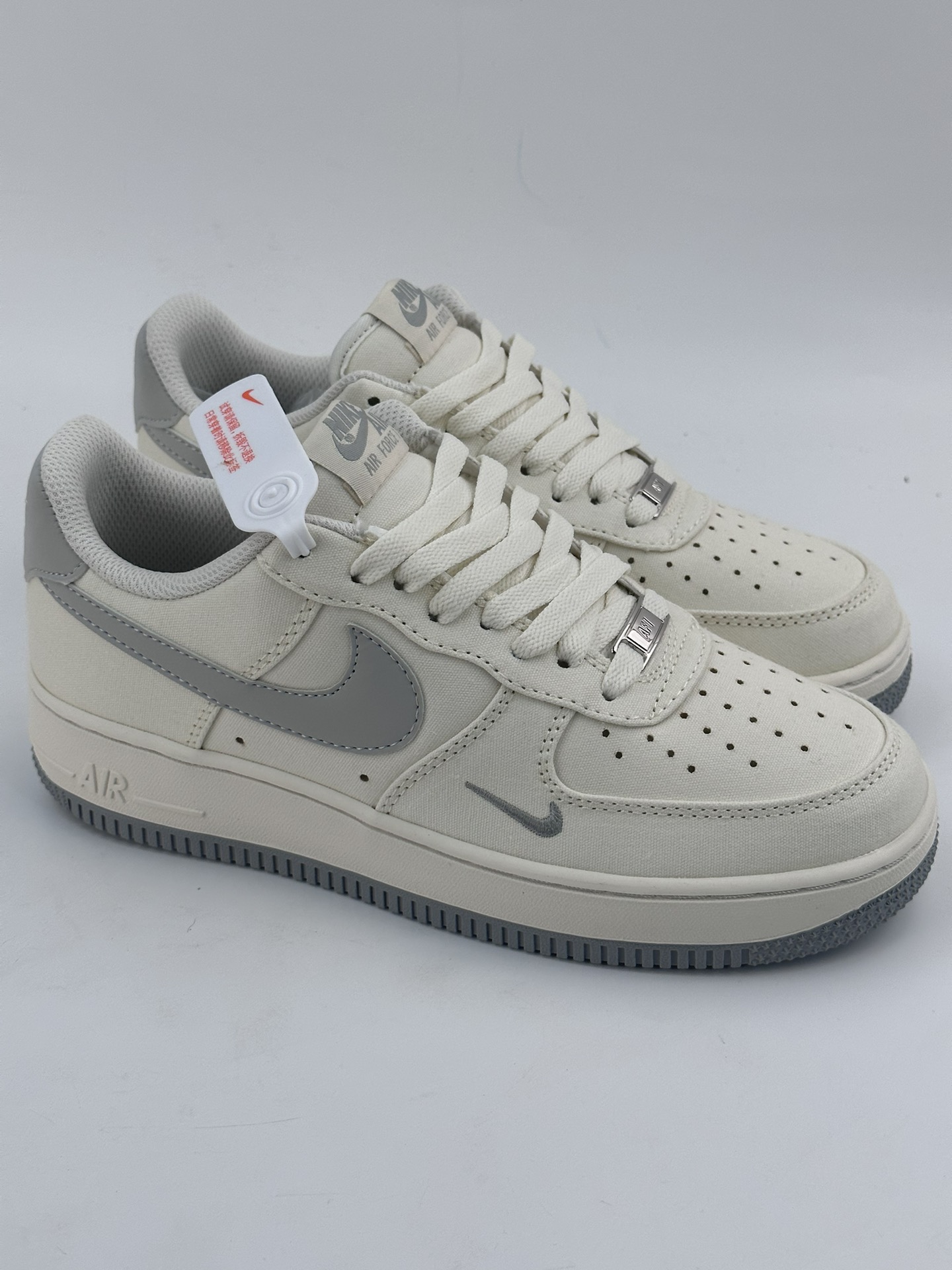 220 Nike Air Force 1 Low 07 白灰帆布 ME0112-522