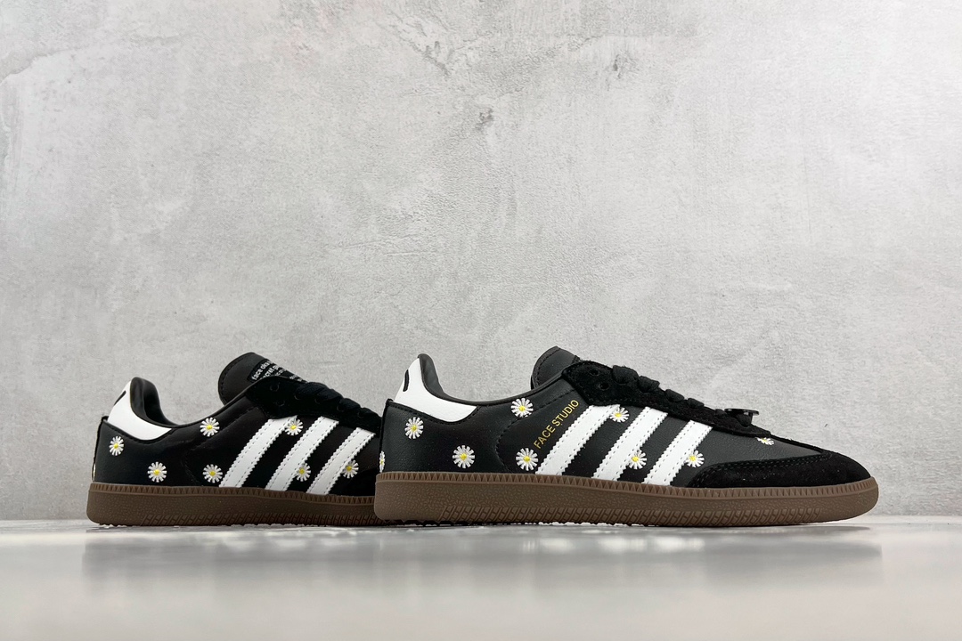 adidas originals Samba Black and White Daisy HO3848