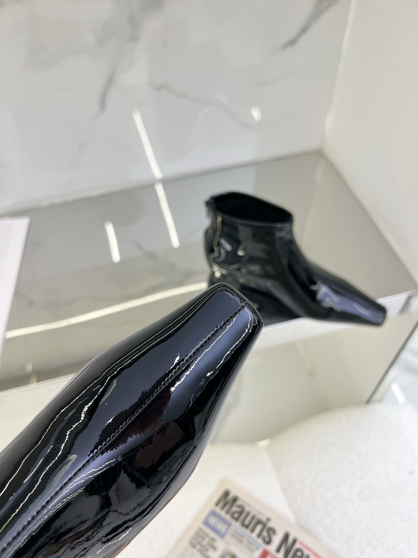 High-Quality ‘HIDEMI 2023/ss Chelsea Boots Sale: Italian Leather, Tailor-Made, Premium Materials - 图片 4