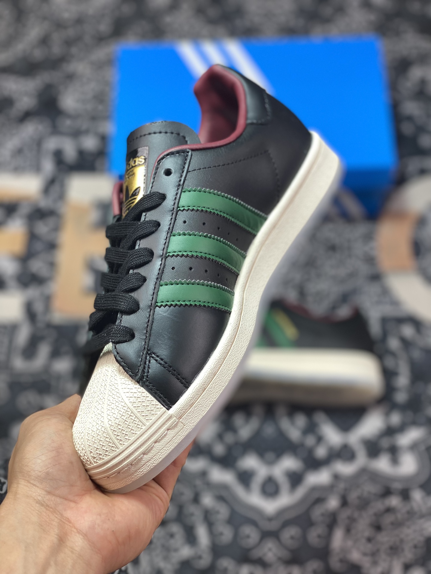 Adidas Originals Superstar ”Tokyo Energy” classic shell toe sneakers ”leather black wine red dark green” IE0021