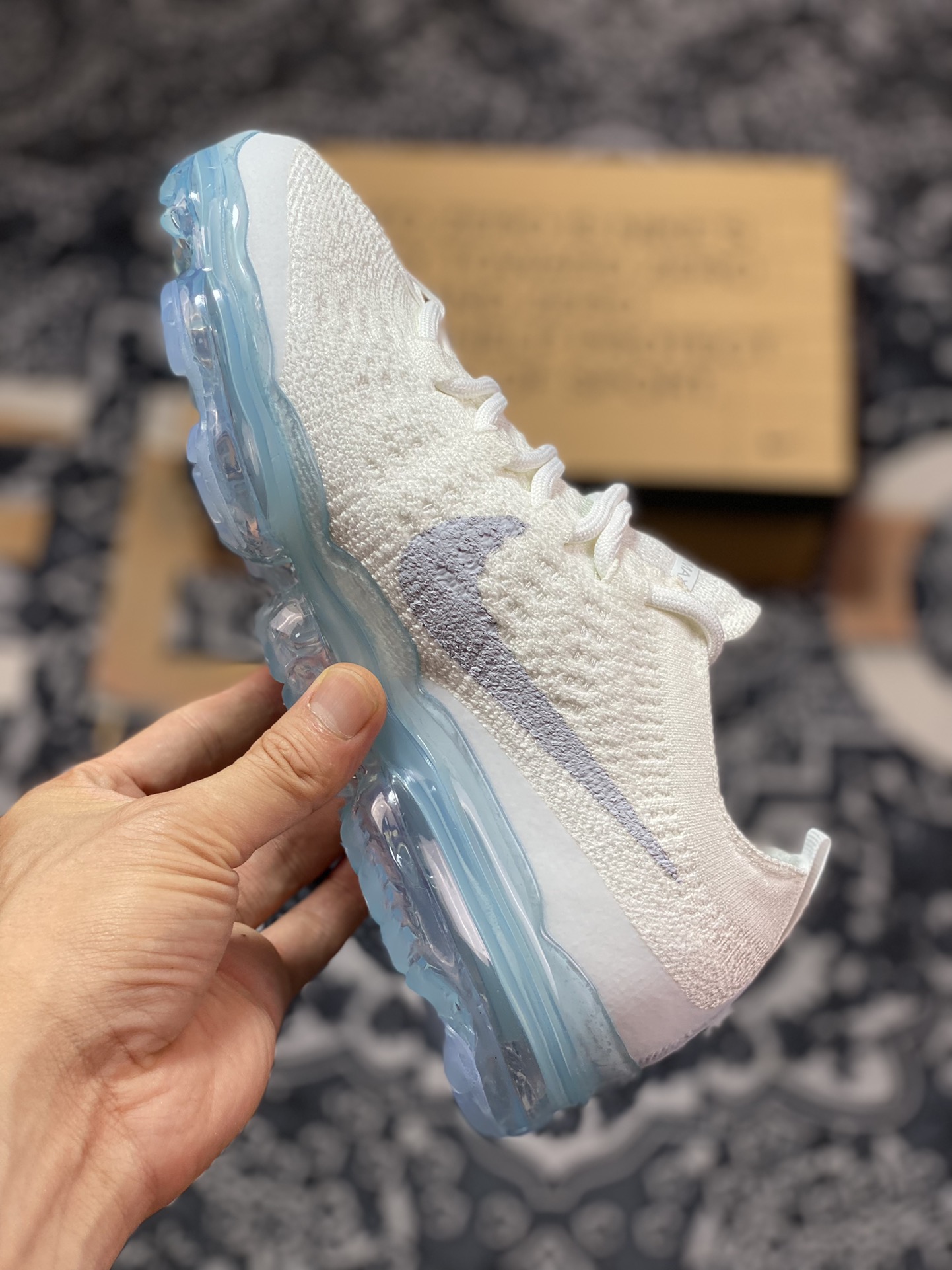 Nike Air VaporMax 2023 Flyknit FK”Pure Platinum“2023款慢跑鞋“白灰冰蓝底”DV6840-100