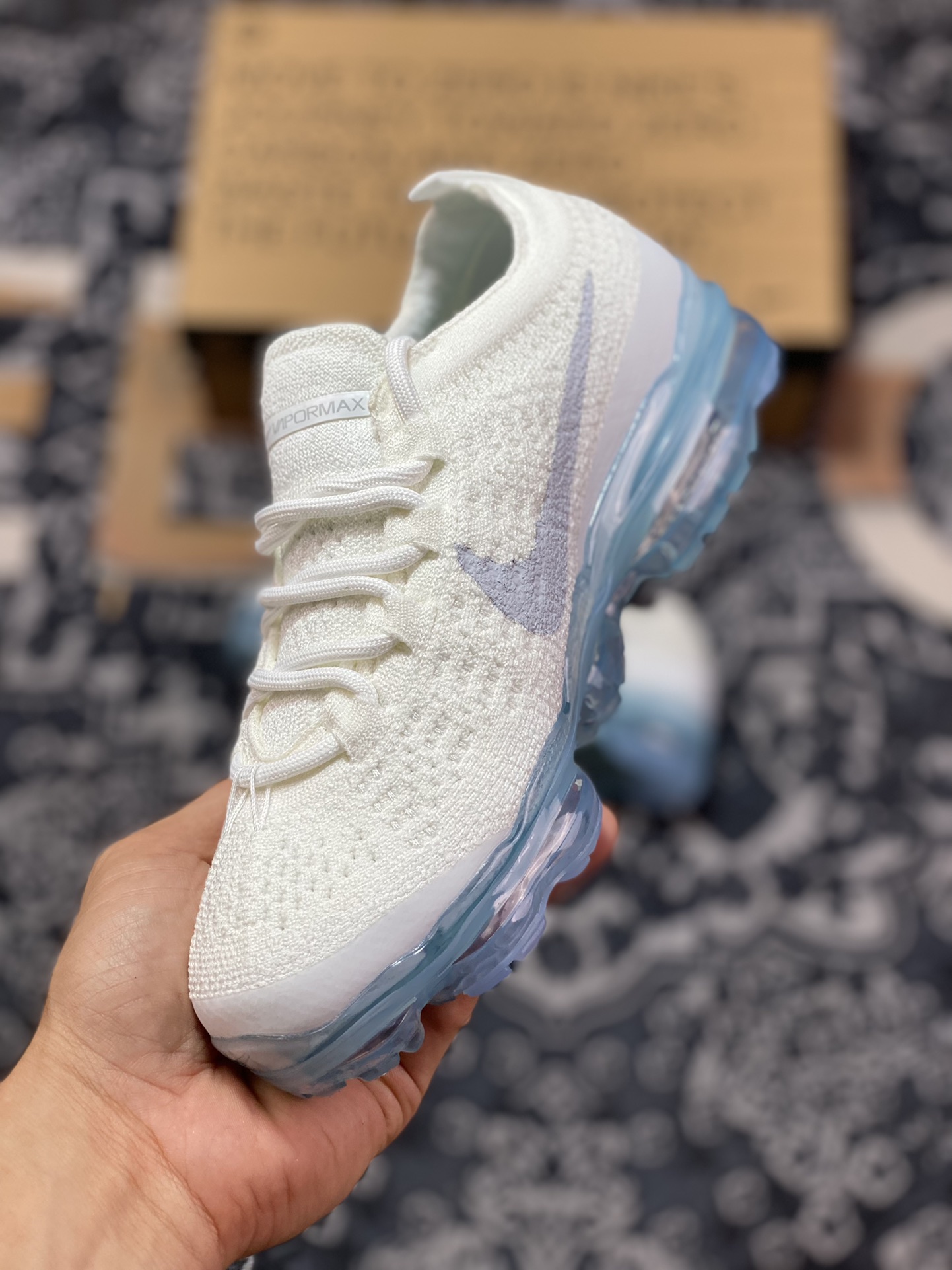 Nike Air VaporMax 2023 Flyknit FK”Pure Platinum“2023款慢跑鞋“白灰冰蓝底”DV6840-100