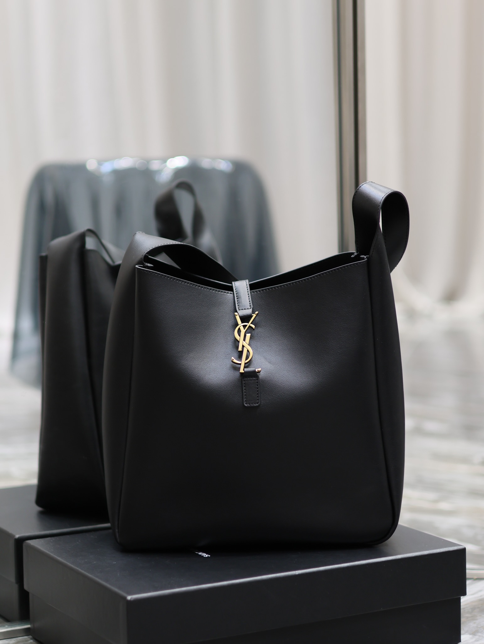 Yves Saint Laurent Handbags Crossbody & Shoulder Bags Replica Wholesale
 Underarm
