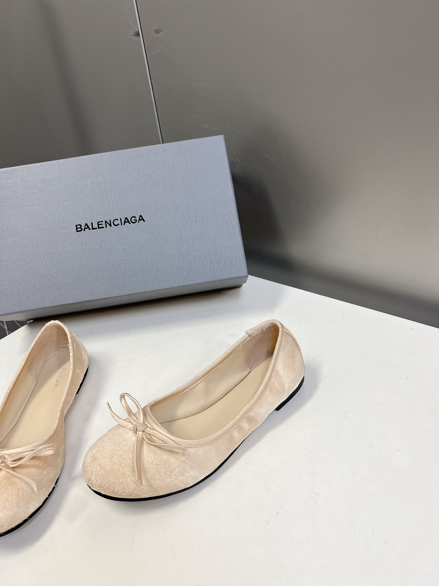 balenciaga巴黎世家最新走秀