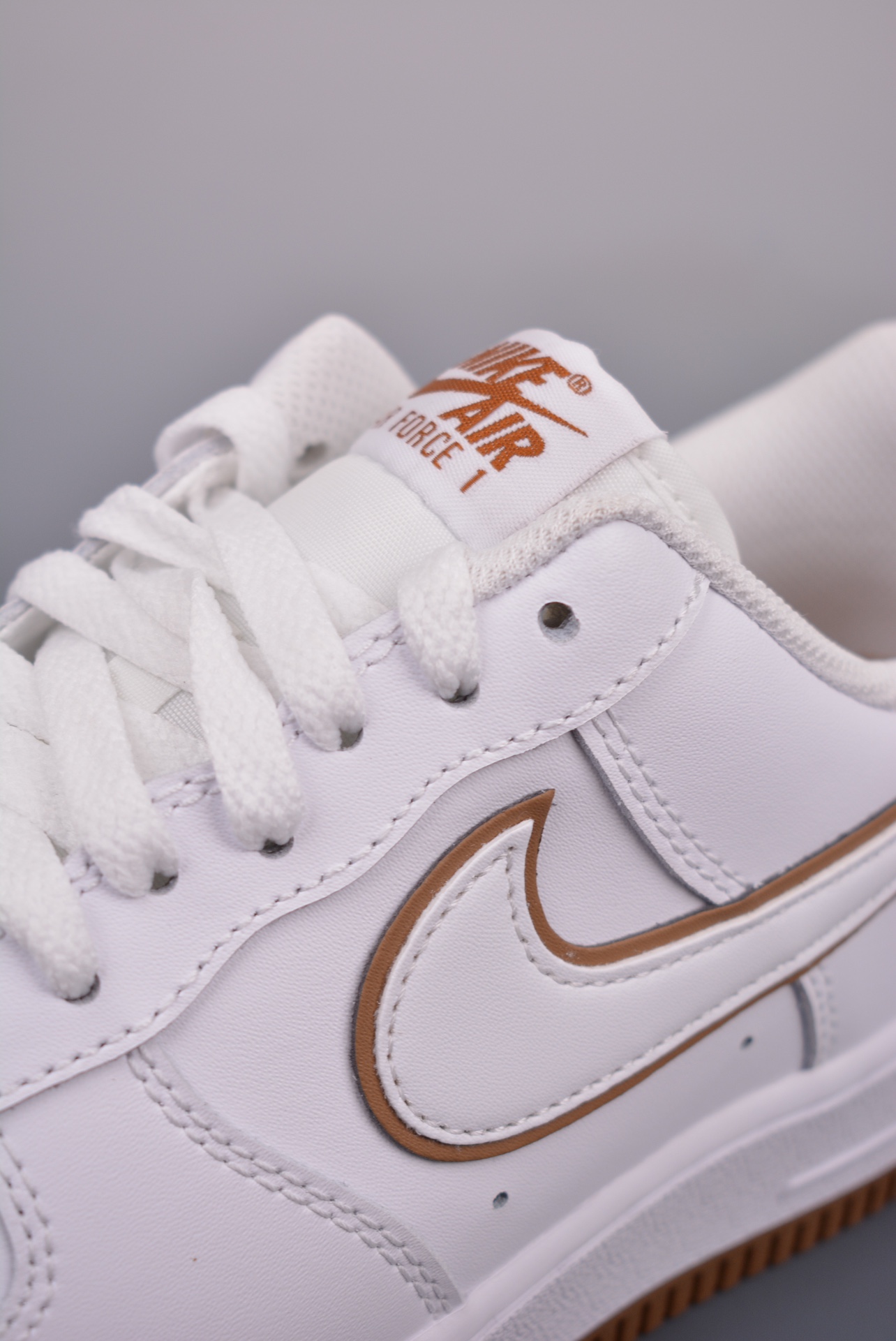 NikeAirForce1Low白棕