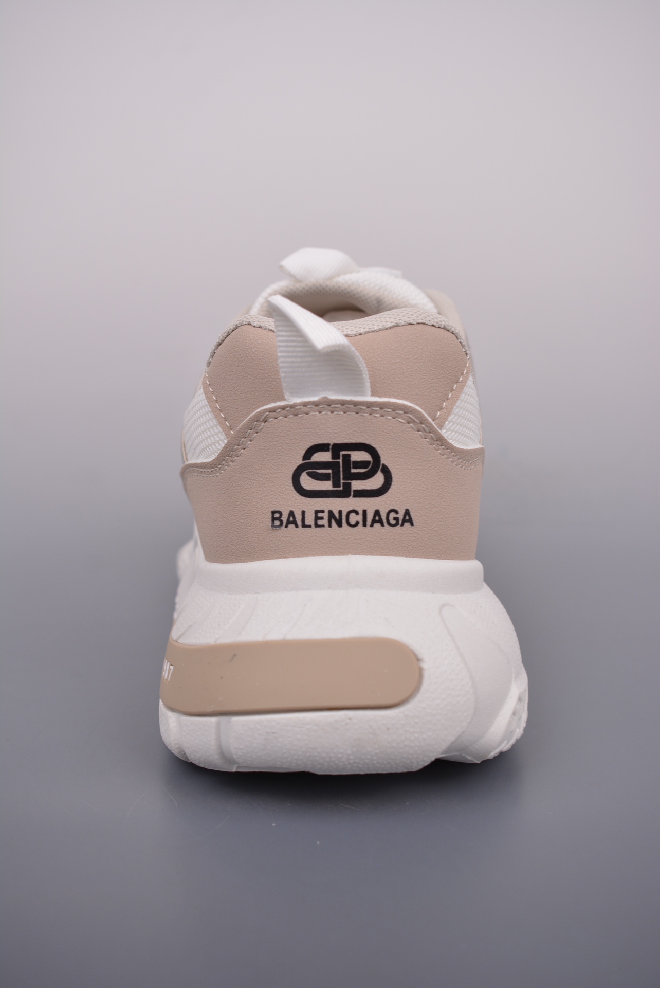 ss巴黎世家BALENCIAGASn