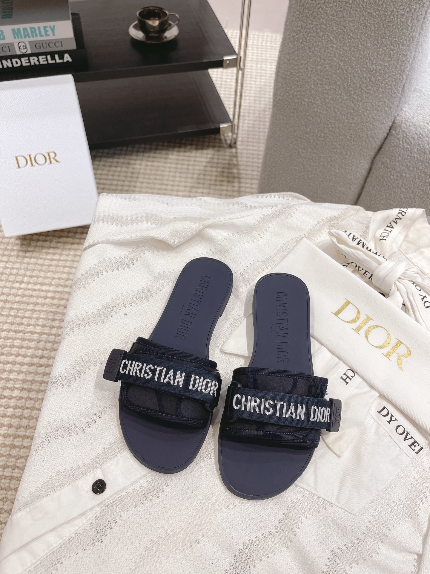 Dior Top
 Shoes Slippers Rubber TPU Summer Collection