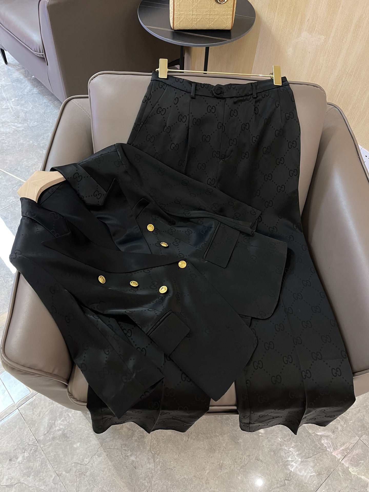 Gucci Odzież Płaszcze & kurtki Spodnie & Portki Czarny Drukowanie Przycięte