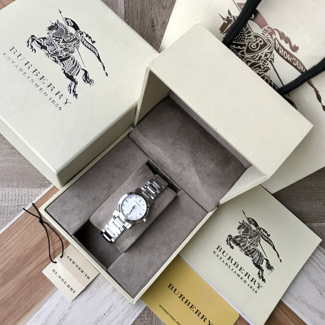 Часы Burberry