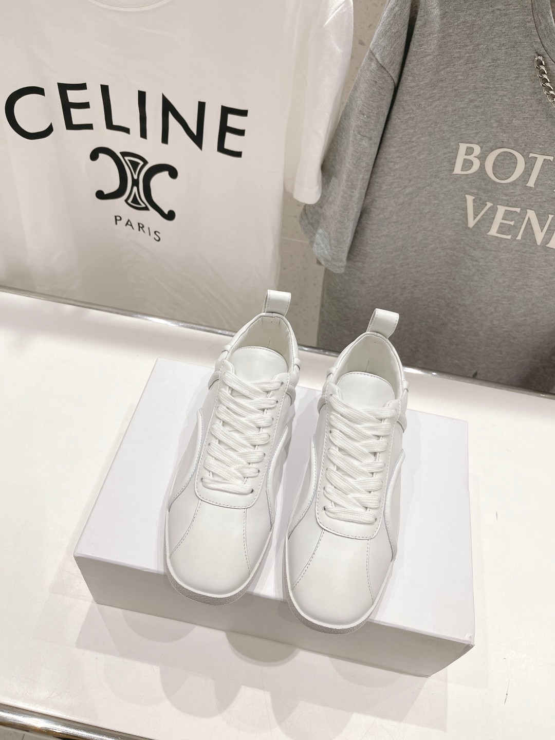 Fashionable High-End Sheepskin Shoes with Comfortable Locomotive Sole – Toteme FW23 Collection