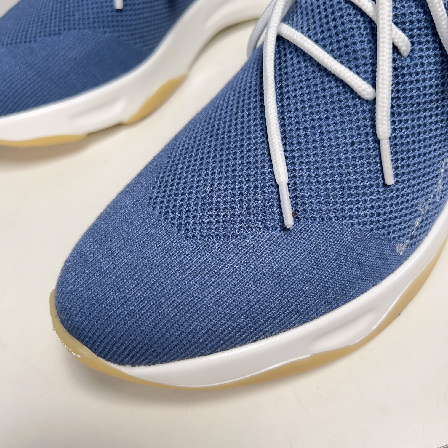 Spring/Summer nueva colección, la única versión en el mercado de los zapatos deportivos para hombre 