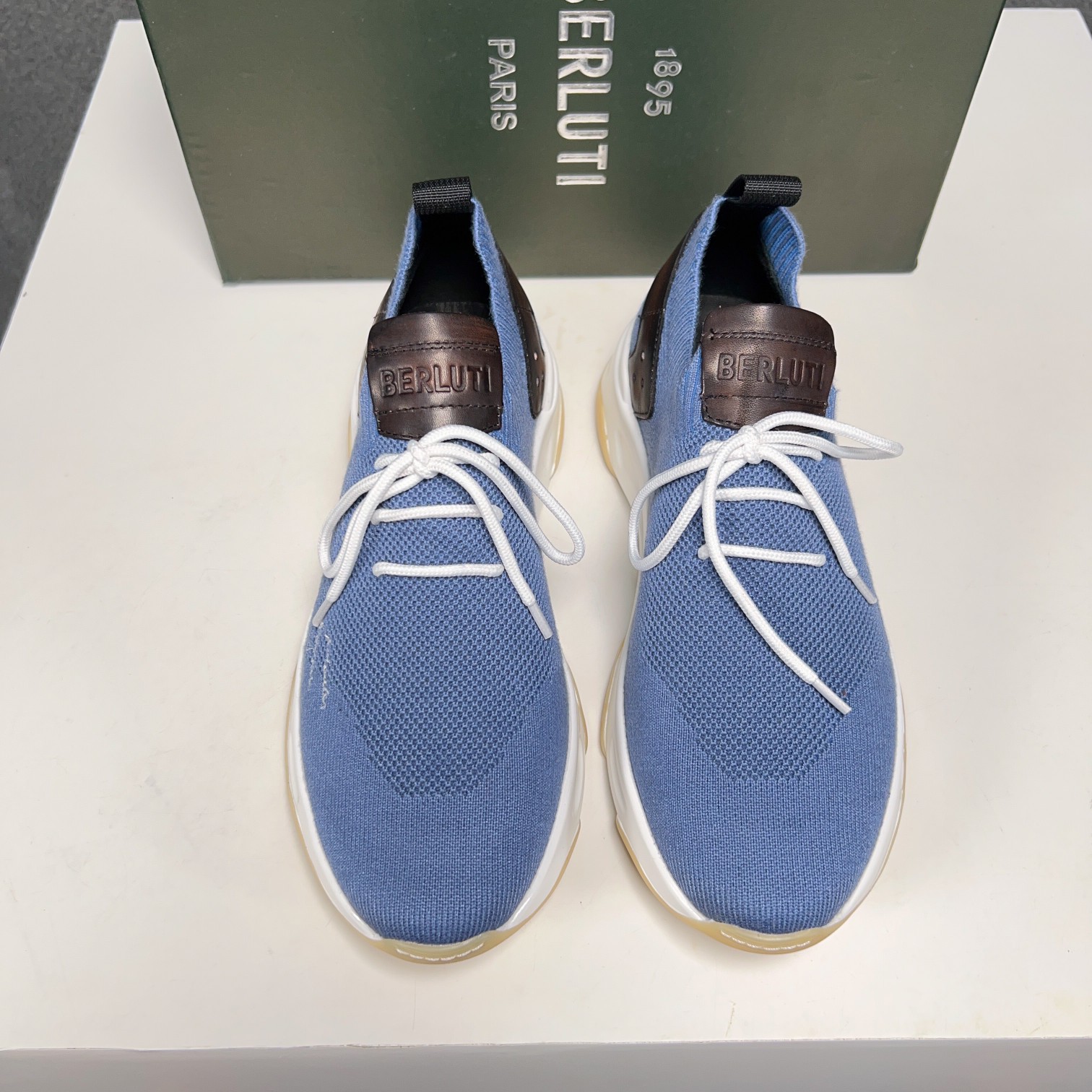 Spring/Summer nueva colección, la única versión en el mercado de los zapatos deportivos para hombre 