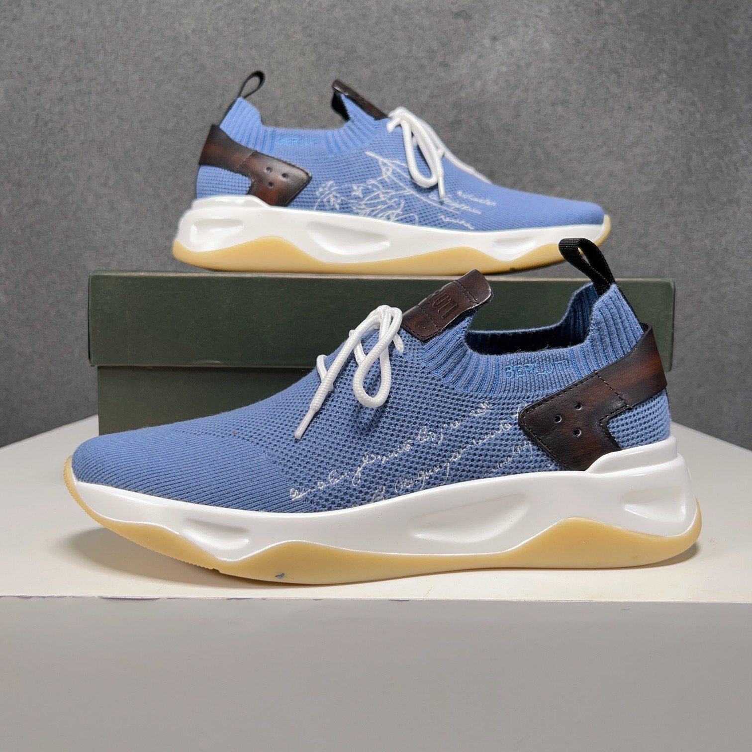 Spring/Summer nueva colección, la única versión en el mercado de los zapatos deportivos para hombre 