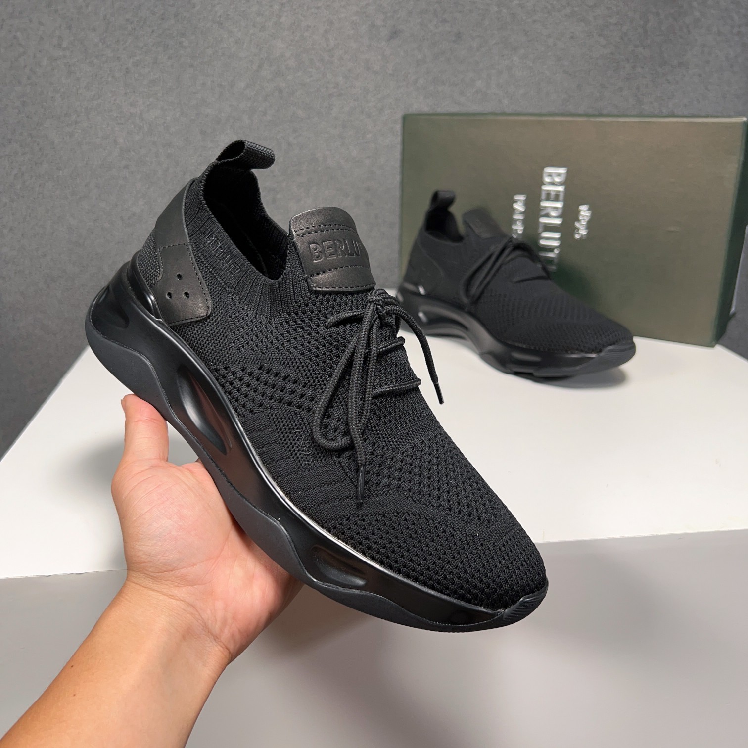 Spring/Summer nueva colección, la única versión en el mercado de los zapatos deportivos para hombre 