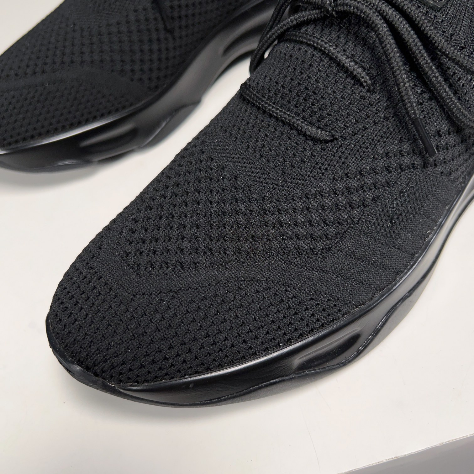 Spring/Summer nueva colección, la única versión en el mercado de los zapatos deportivos para hombre 